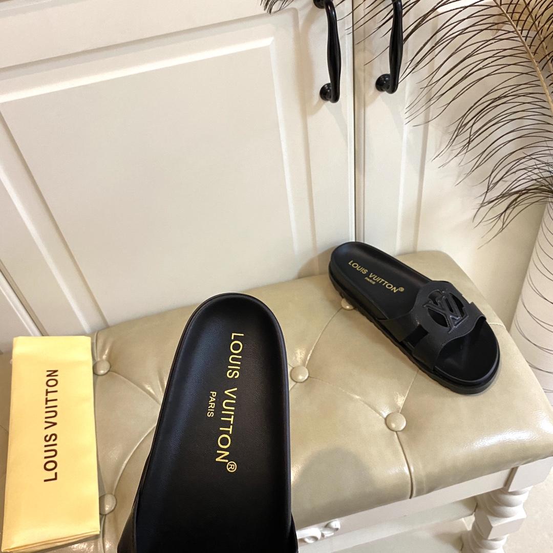 Louis Vuitton LV Isola Flat Comfort Mule   1ACPCI - PerfectKickZ