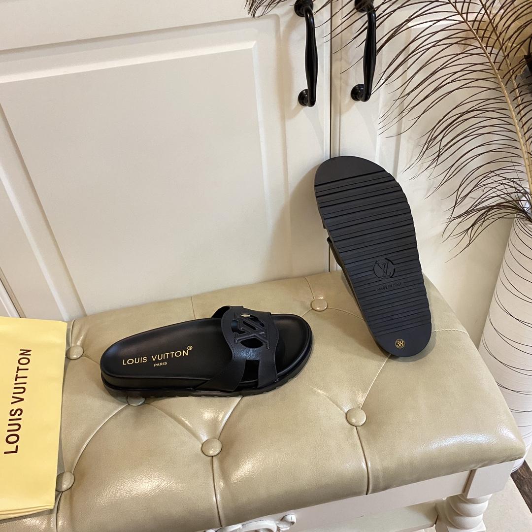 Louis Vuitton LV Isola Flat Comfort Mule   1ACPCI - PerfectKickZ