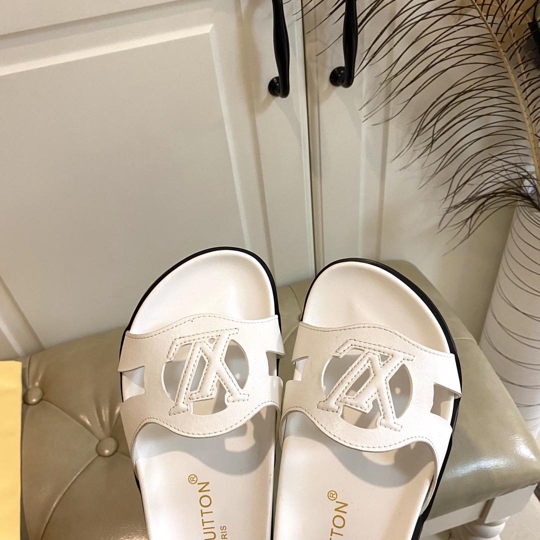 Louis Vuitton LV Isola Flat Comfort Mule   1ACPBM - PerfectKickZ
