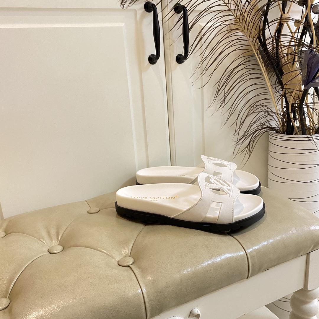 Louis Vuitton LV Isola Flat Comfort Mule   1ACPBM - PerfectKickZ