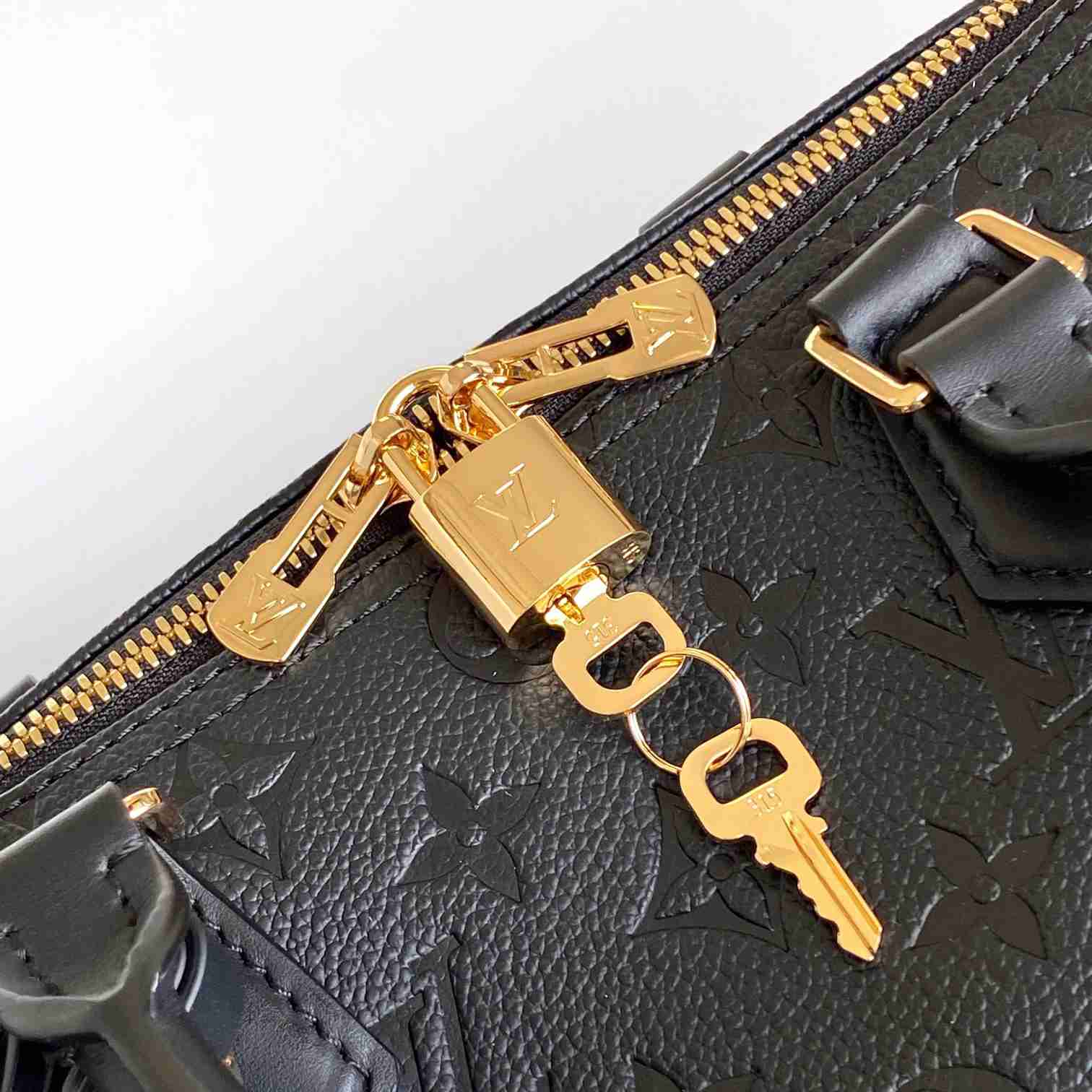 Louis Vuitton Speedy Soft 30  M47186 - PerfectKickZ