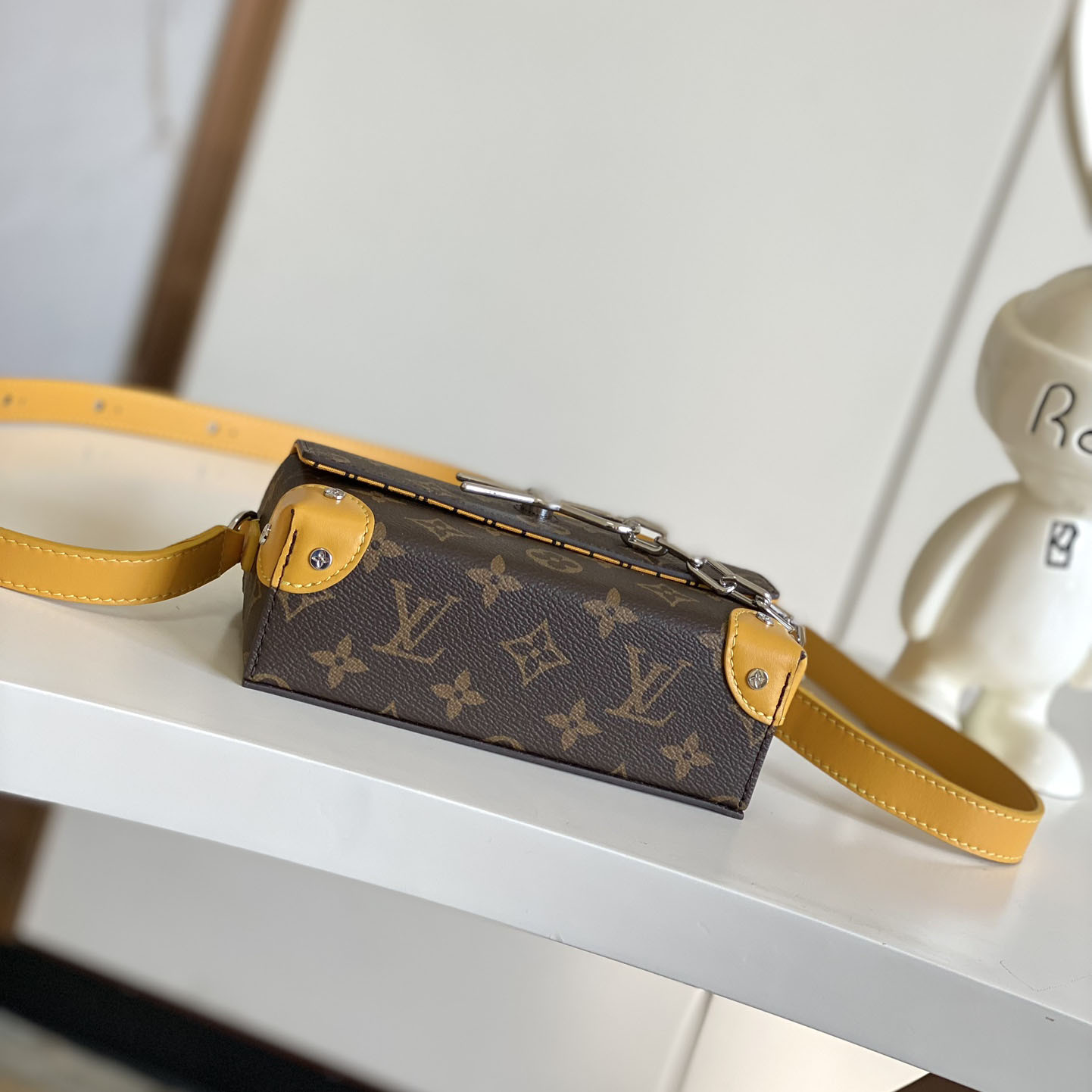 Louis Vuitton Steamer Wearable Wallet  M12811 - PerfectKickZ