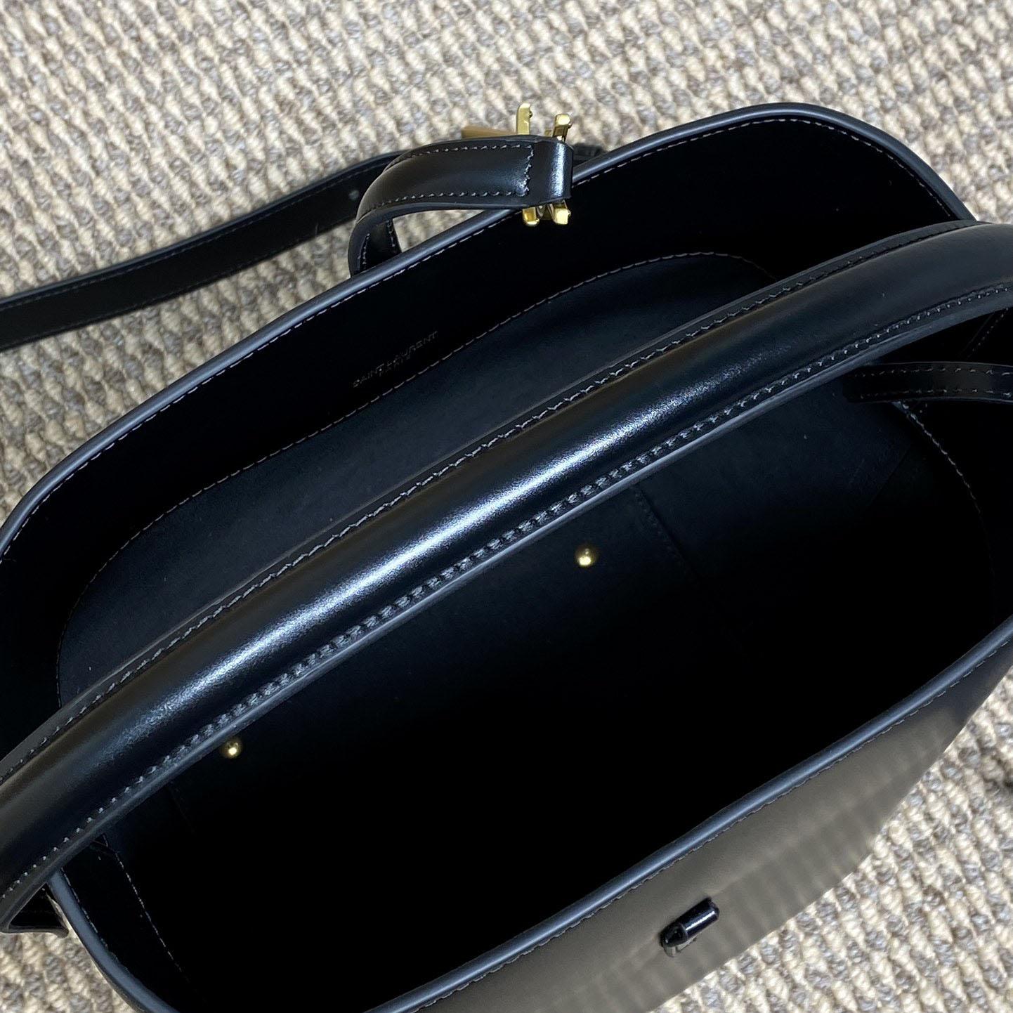 Saint Laurent Le 37 In Shiny Leather - PerfectKickZ