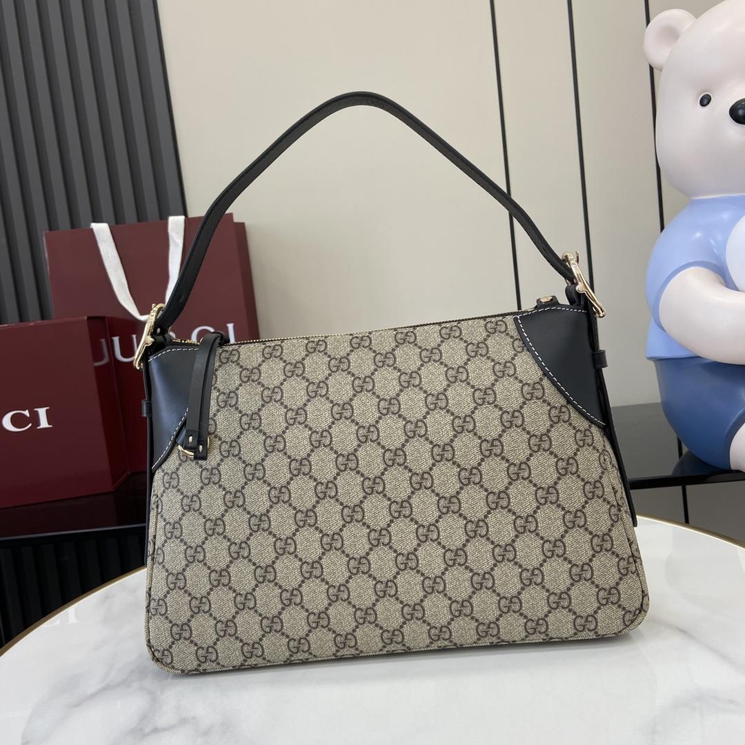 Gucci GG Emblem Medium Shoulder Bag - PerfectKickZ
