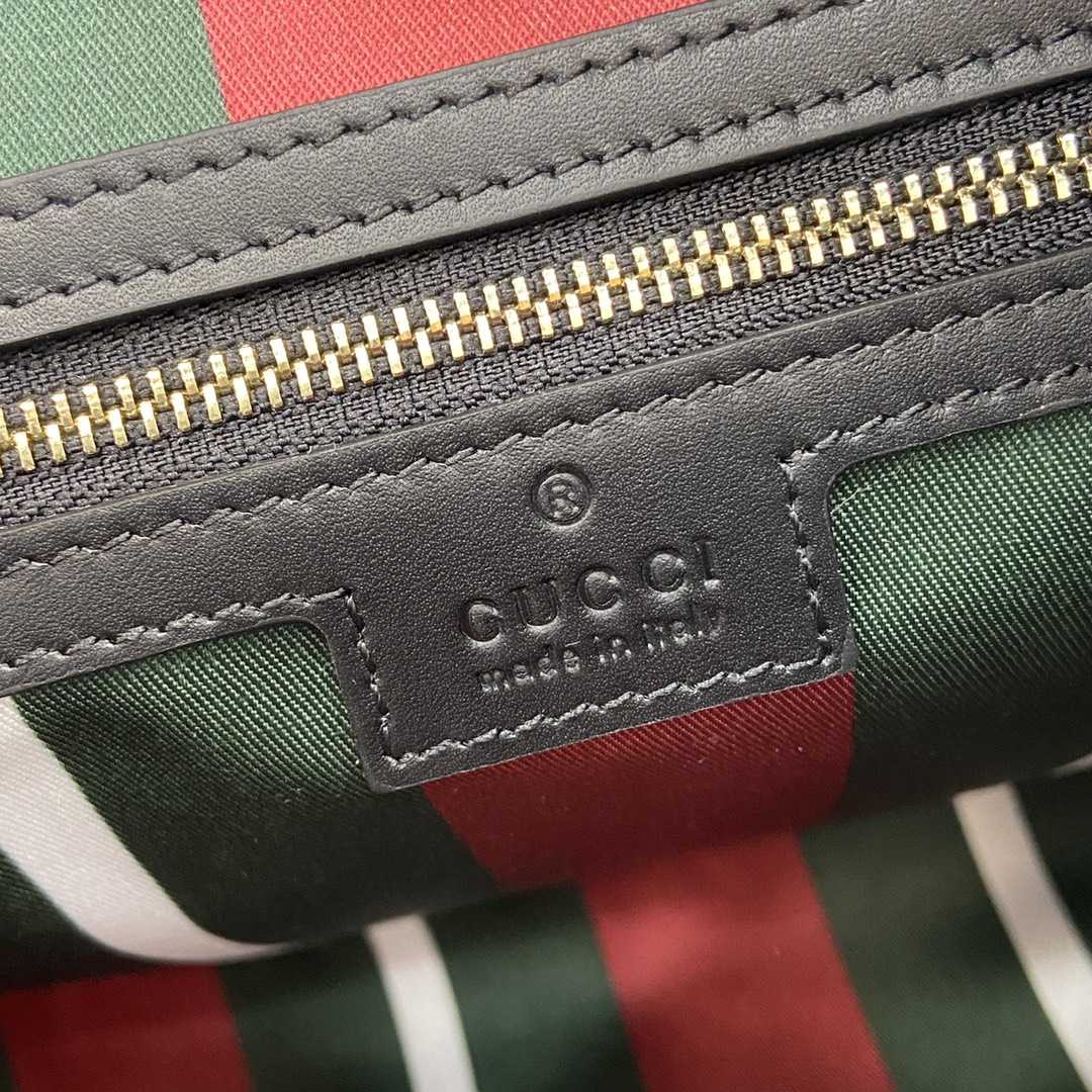 Gucci GG Emblem Medium Shoulder Bag - PerfectKickZ
