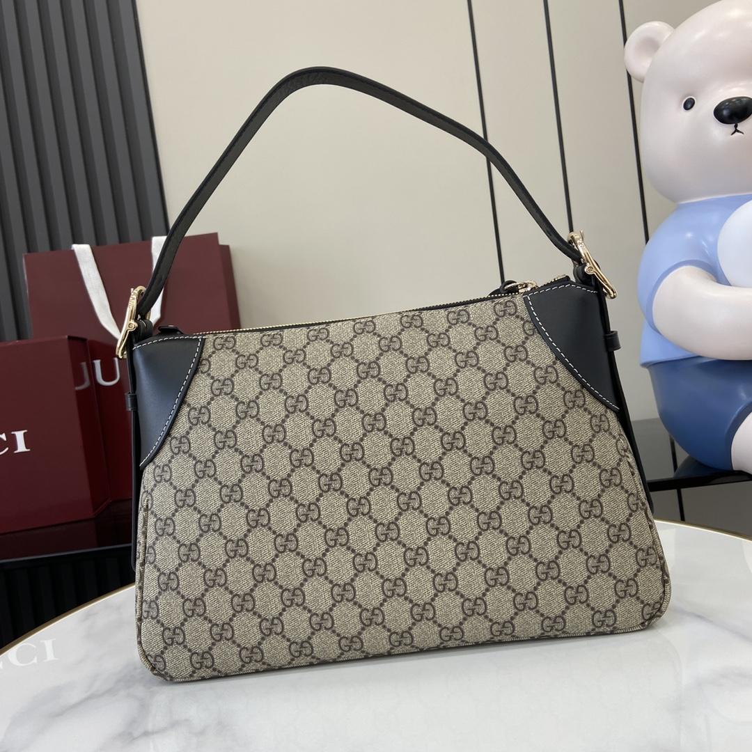 Gucci GG Emblem Medium Shoulder Bag - PerfectKickZ
