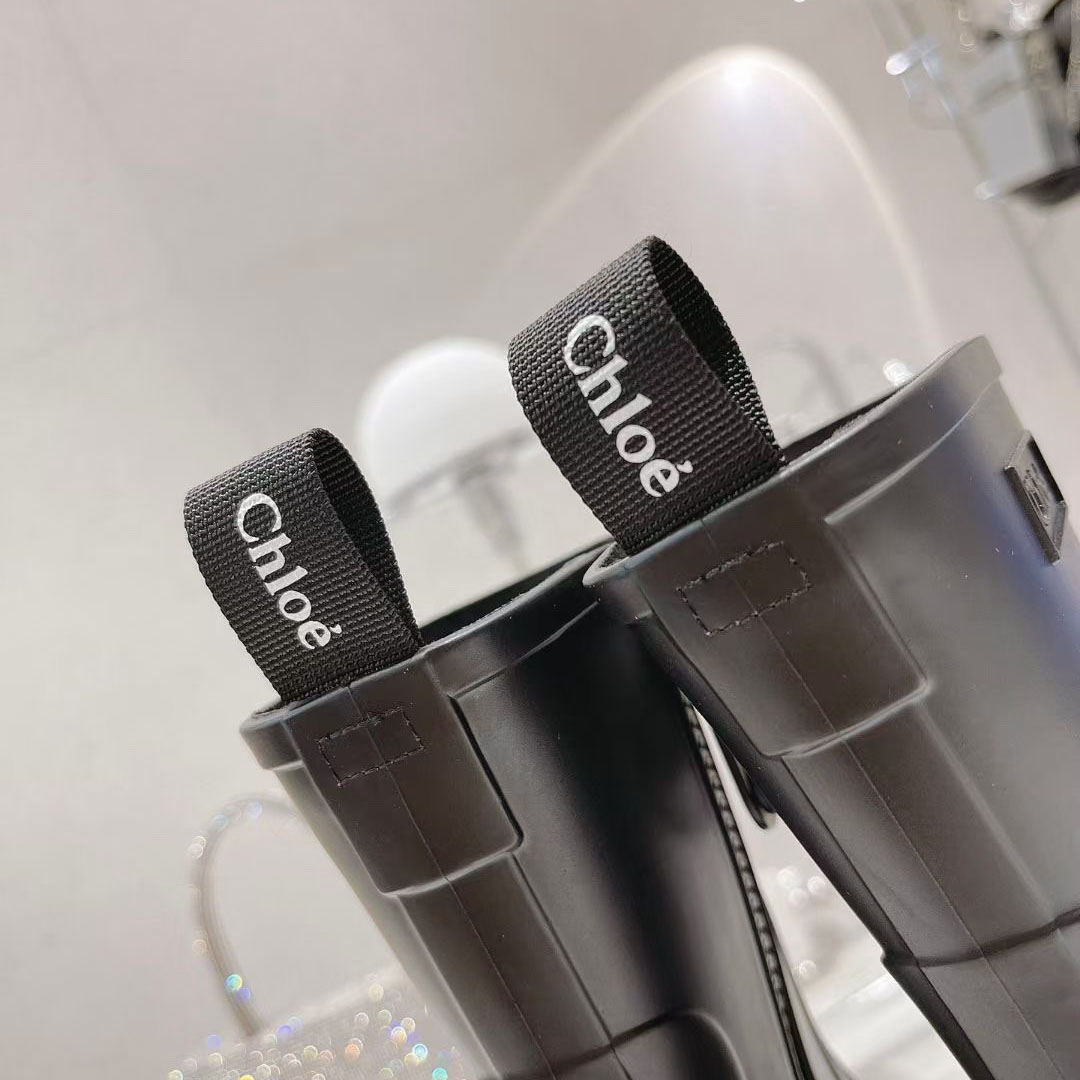 Chloe Debossed-logo Chunky Boots - PerfectKickZ