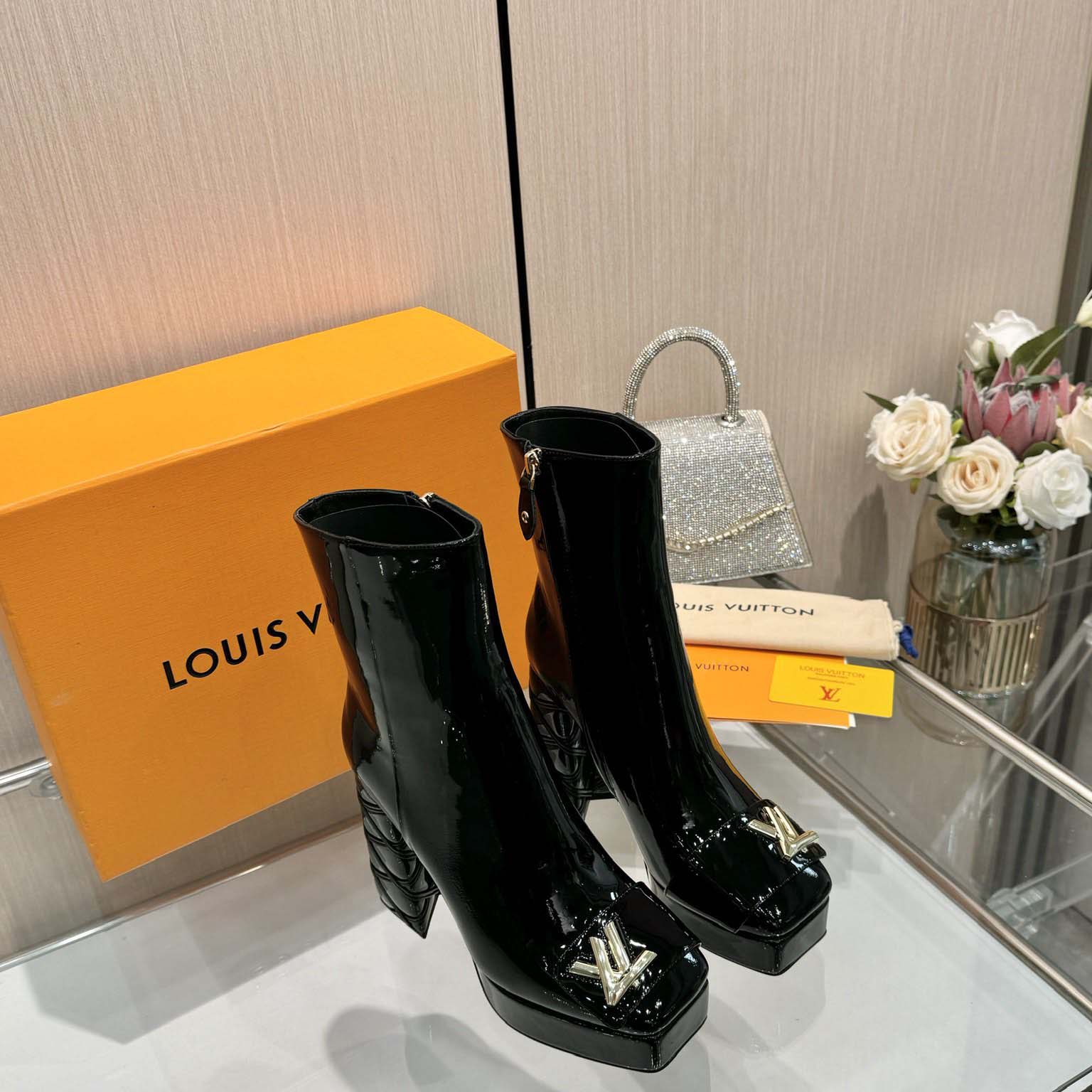Louis Vuitton Shake Platform Ankle - 