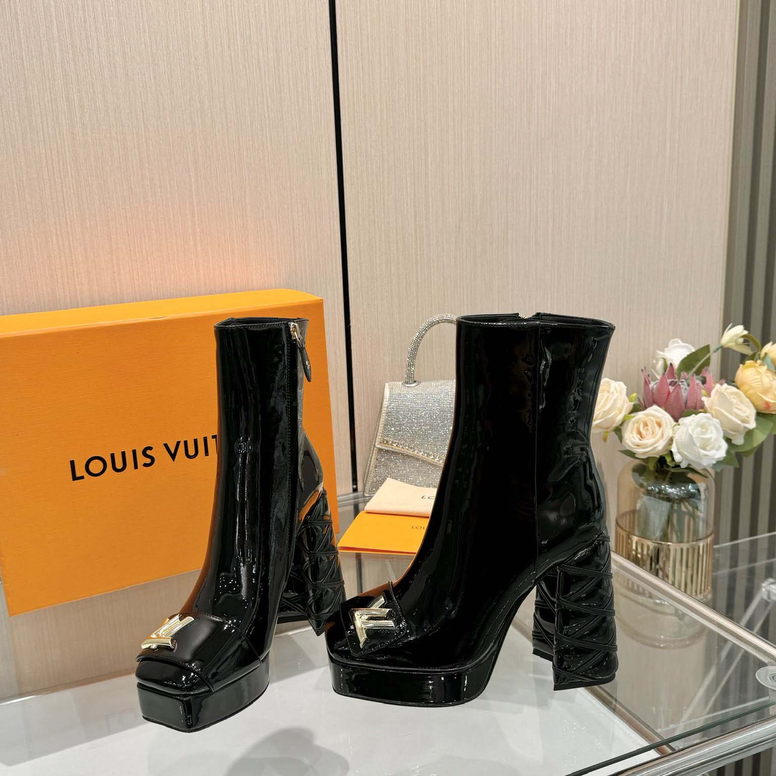 Louis Vuitton Shake Platform Ankle - 