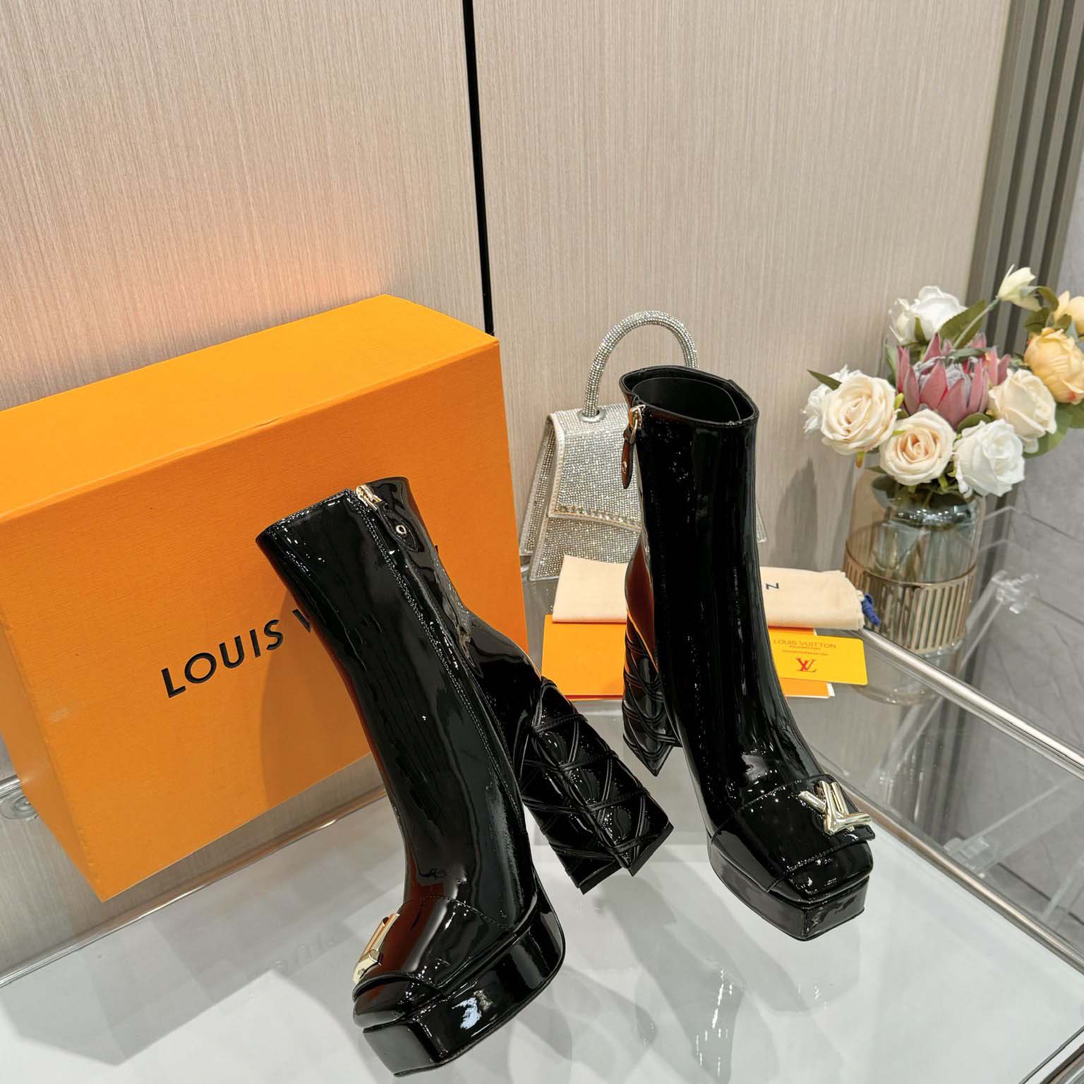 Louis Vuitton Shake Platform Ankle - 