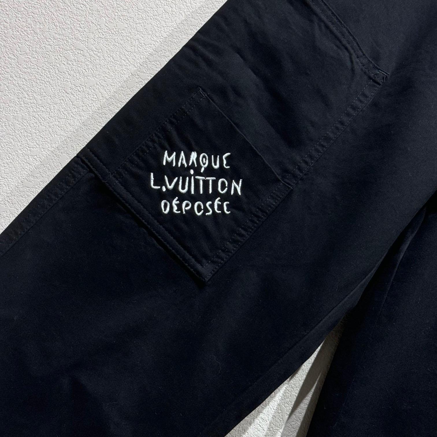 Louis Vuitton Signature Cotton Cargo Pants  1AFJ90 - PerfectKickZ