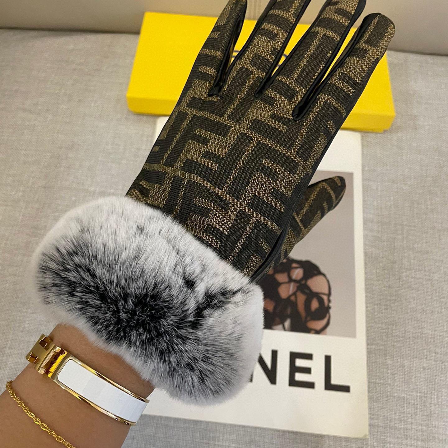 Fendi Gloves - PerfectKickZ