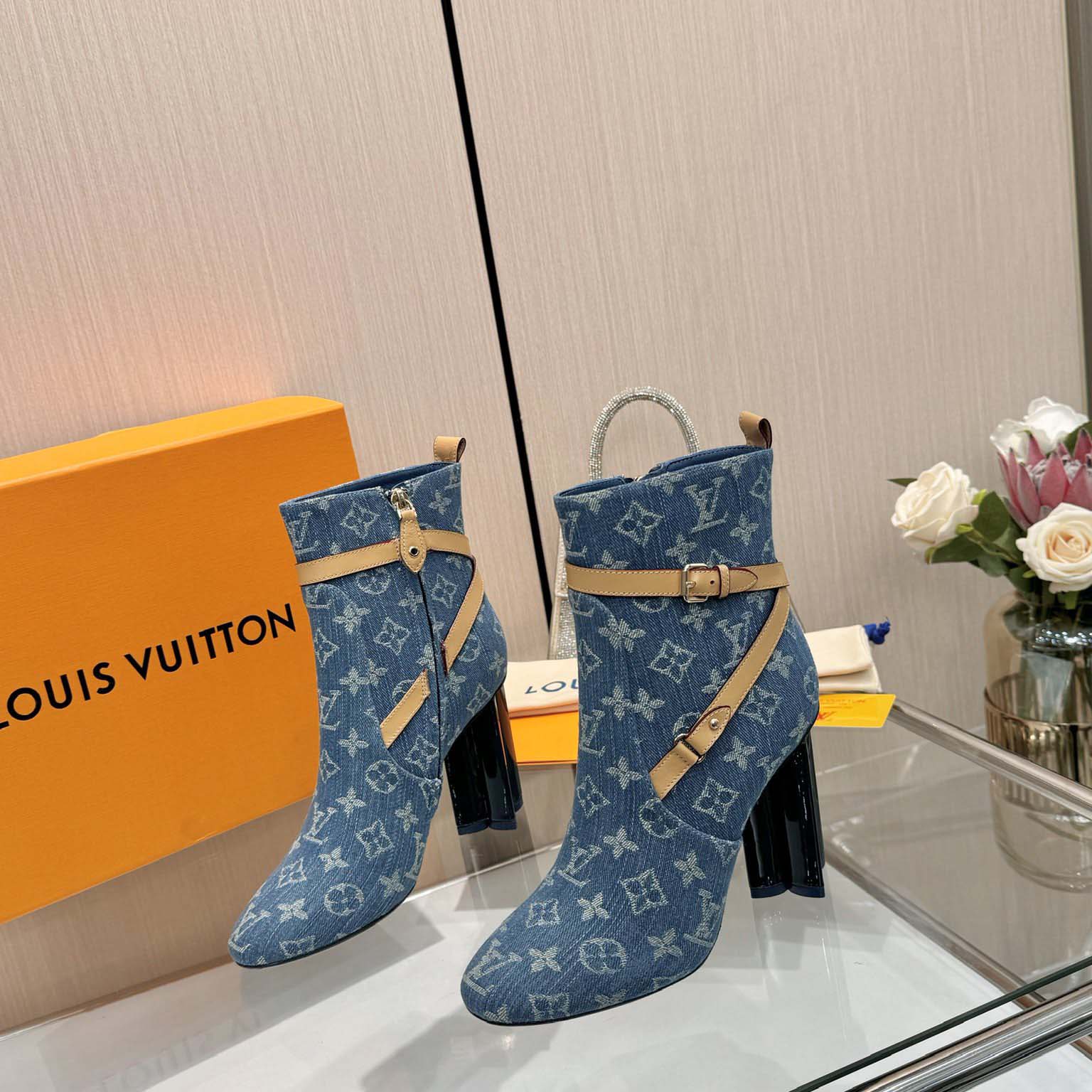 Louis Vuitton Silhouette Ankle Boot - PerfectKickZ