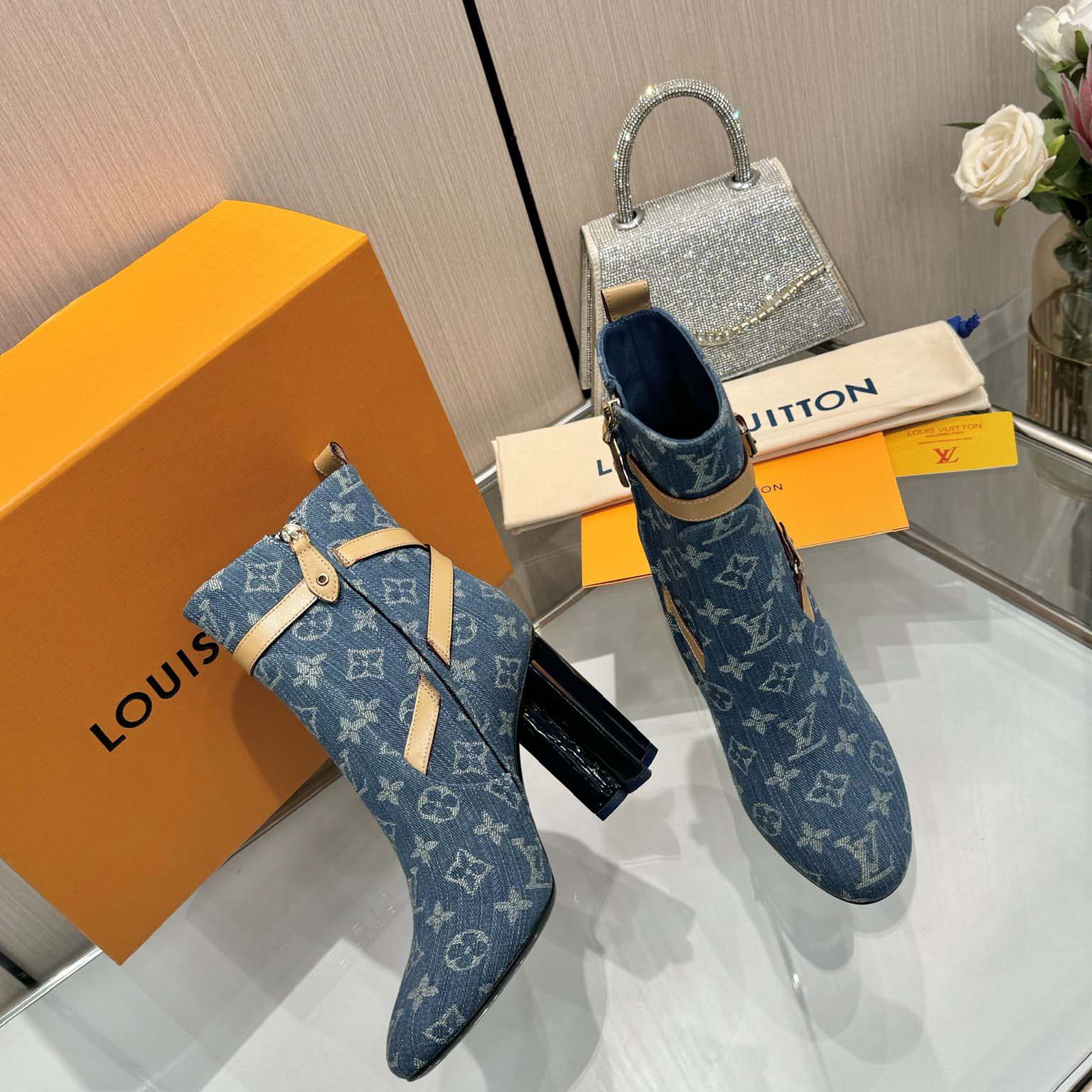 Louis Vuitton Silhouette Ankle Boot - PerfectKickZ