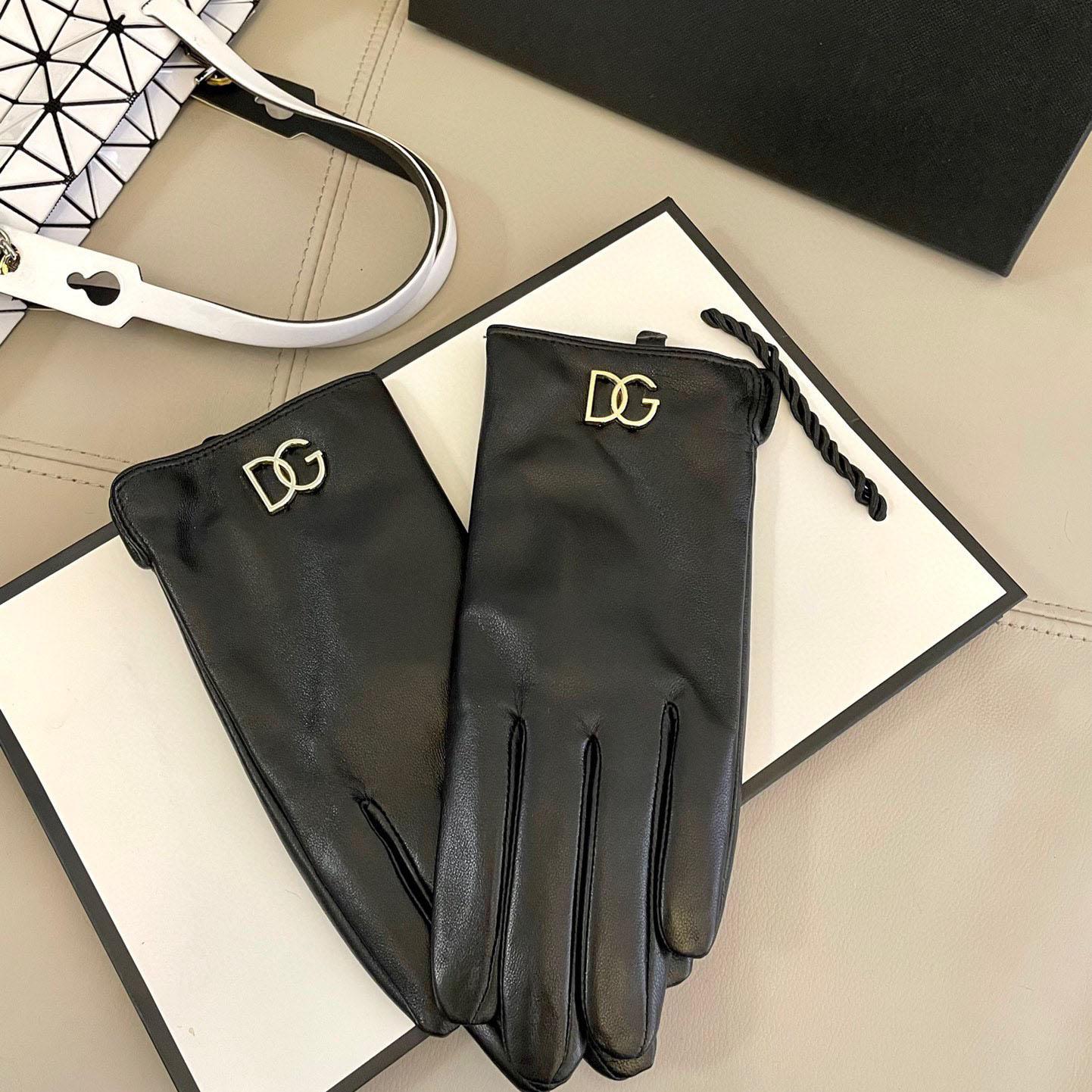 Dolce & Gabbana Gloves  - PerfectKickZ