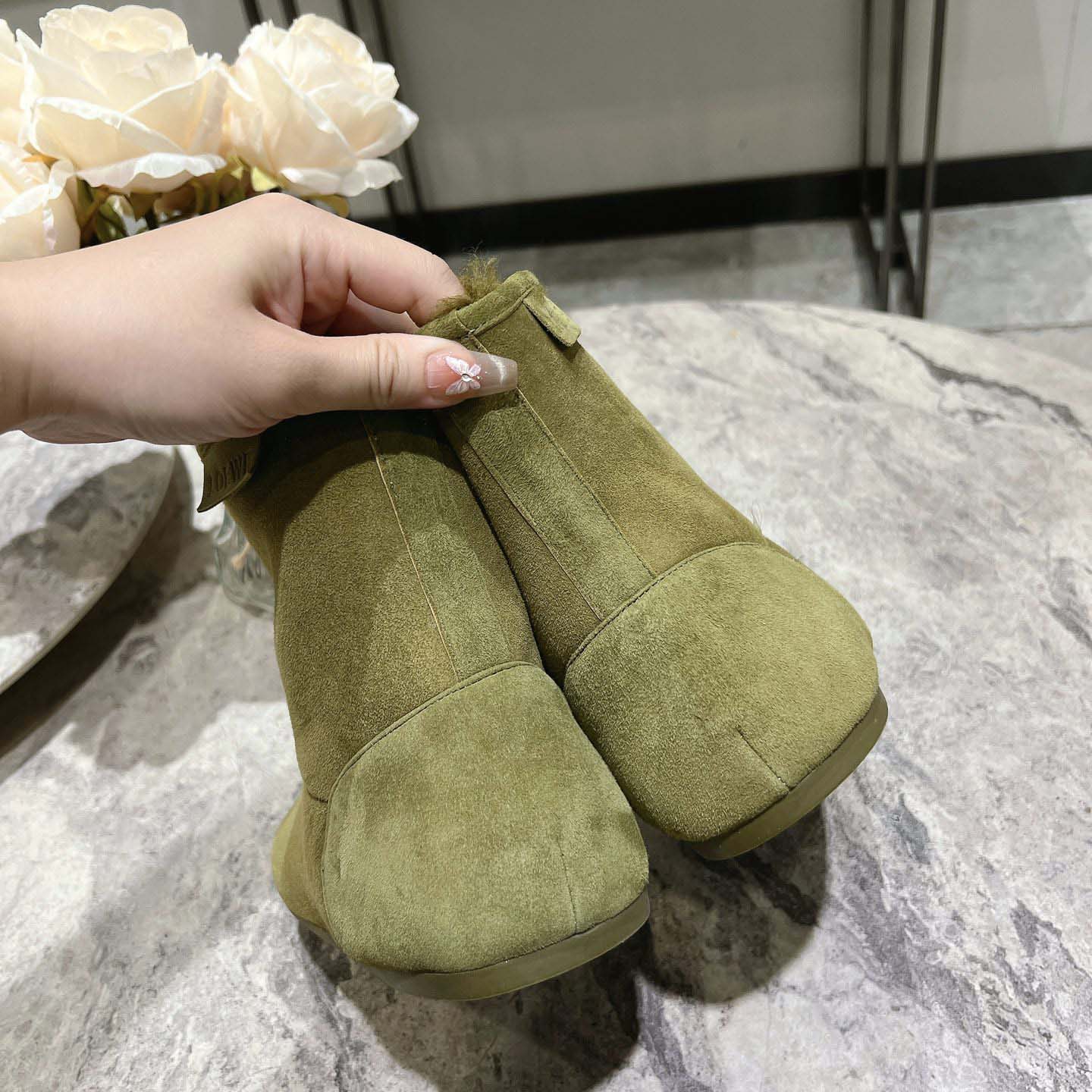 Loewe Lago Boot In Suede And Shearling - PerfectKickZ