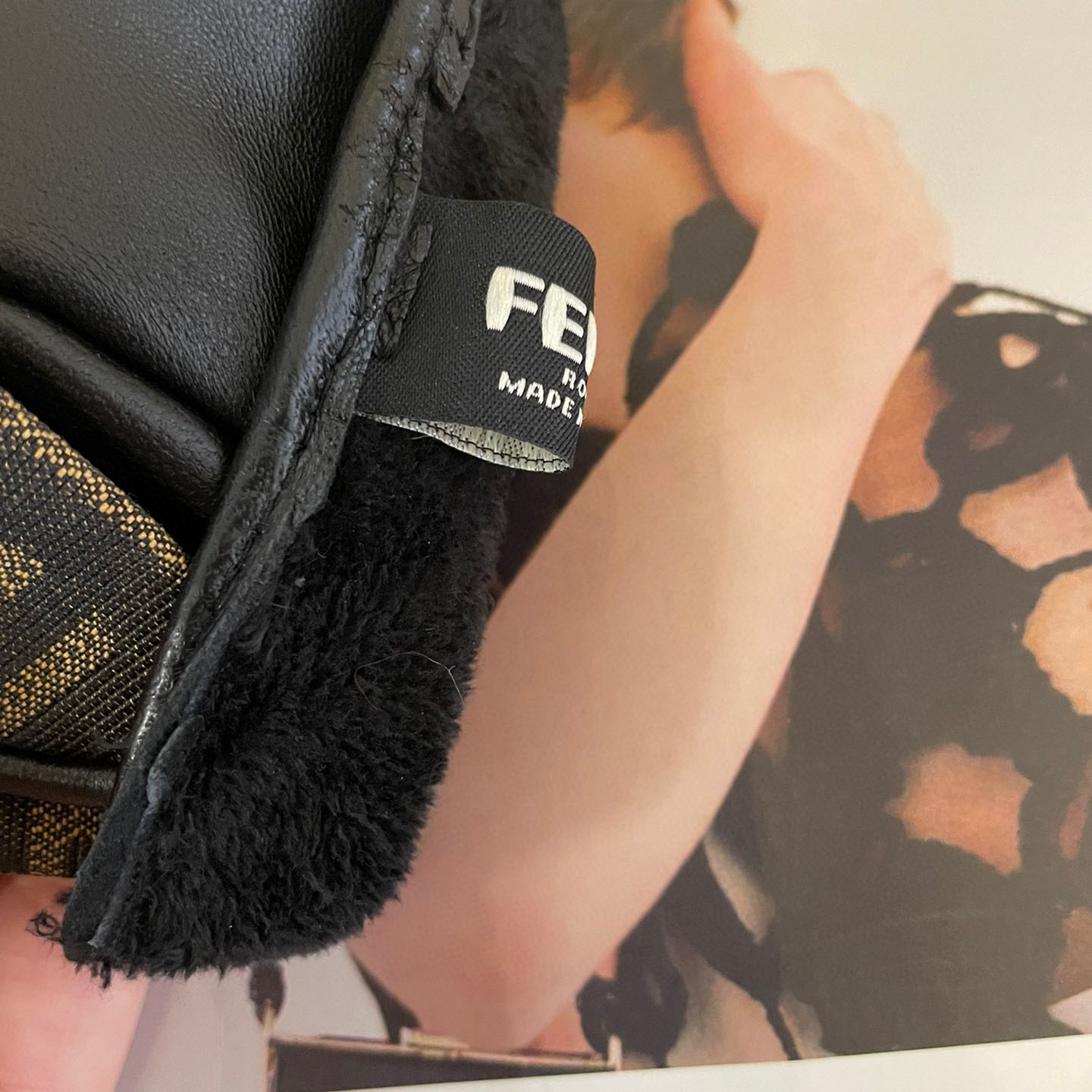 Fendi Gloves - PerfectKickZ