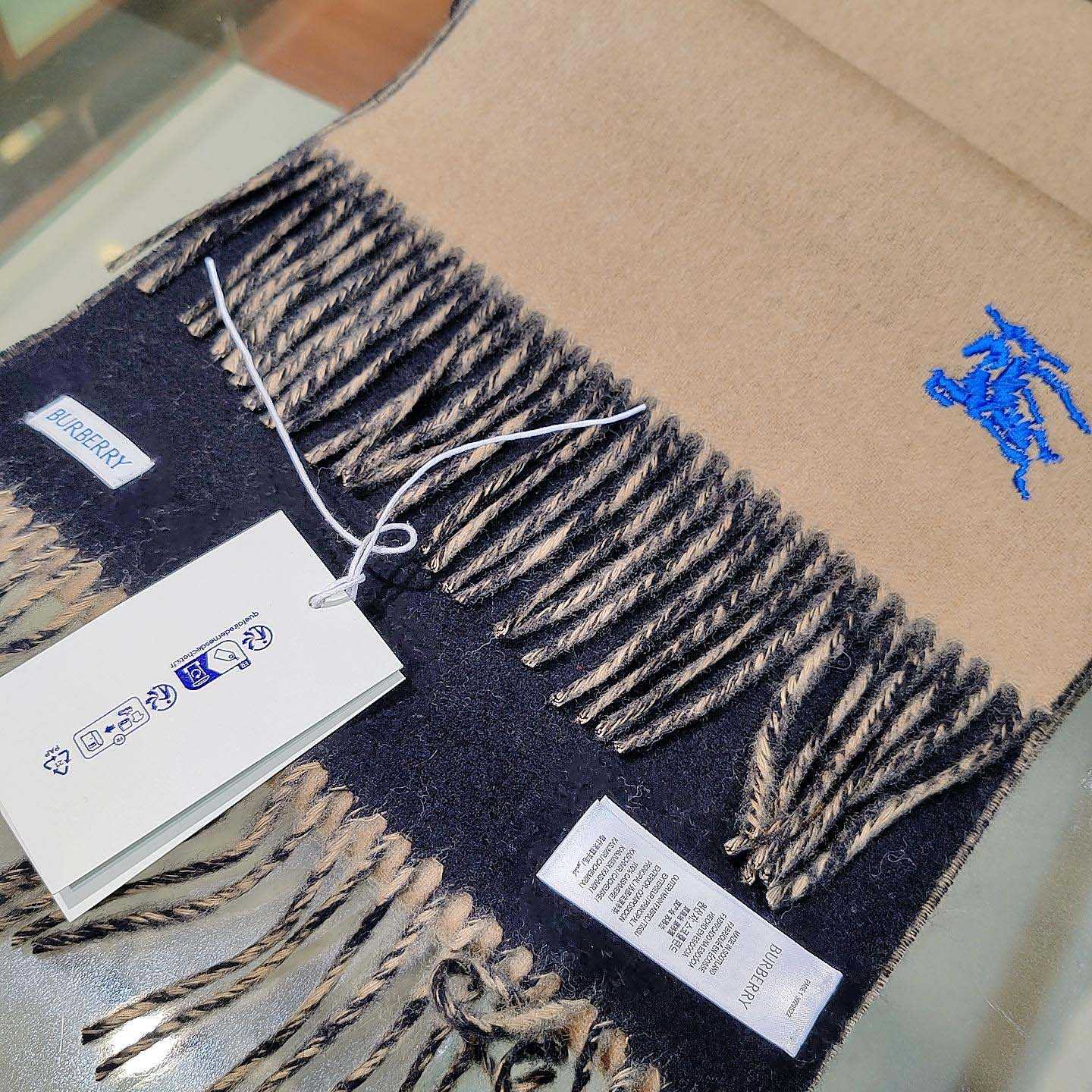 Burberry Reversible Cashmere Scarf - PerfectKickZ