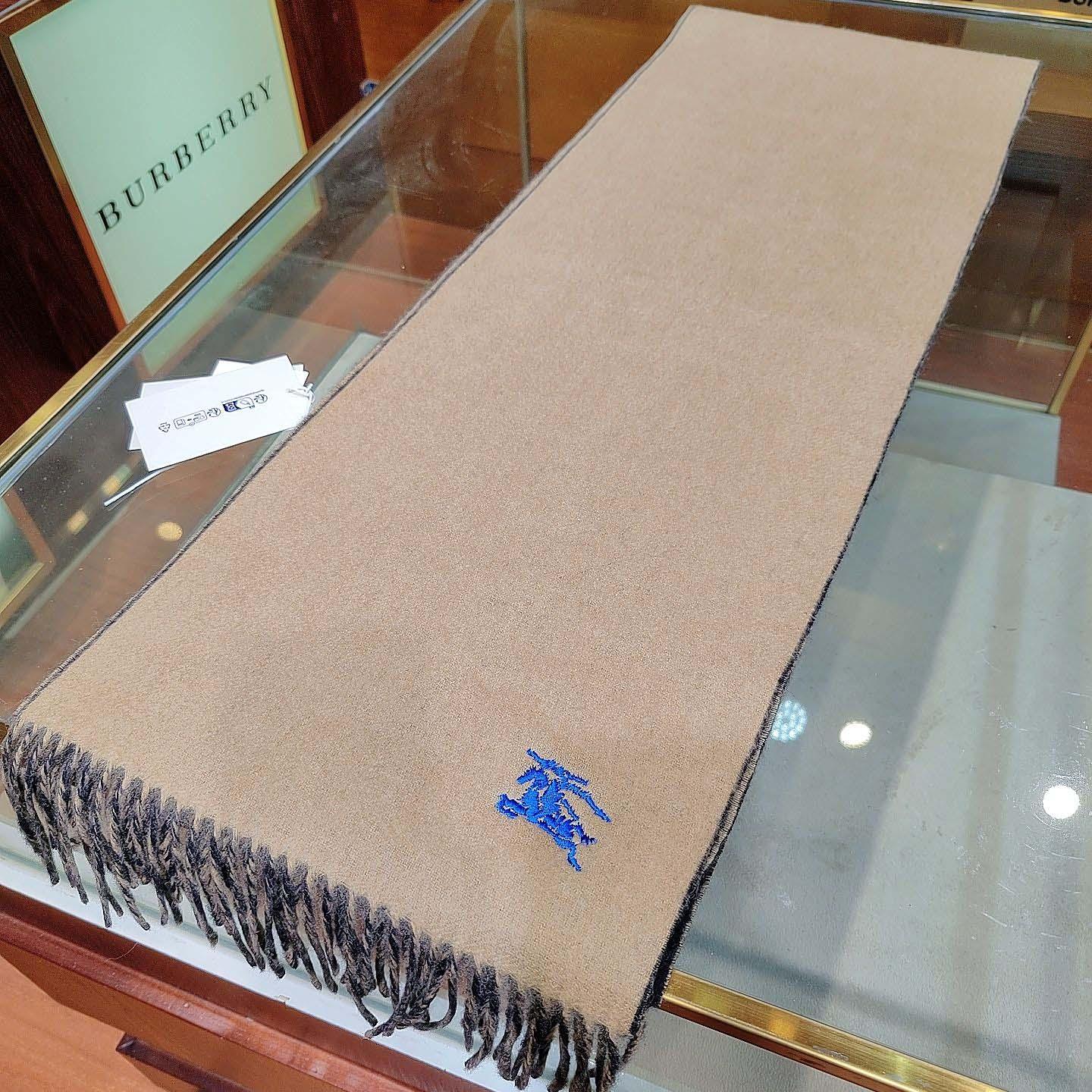 Burberry Reversible Cashmere Scarf - PerfectKickZ