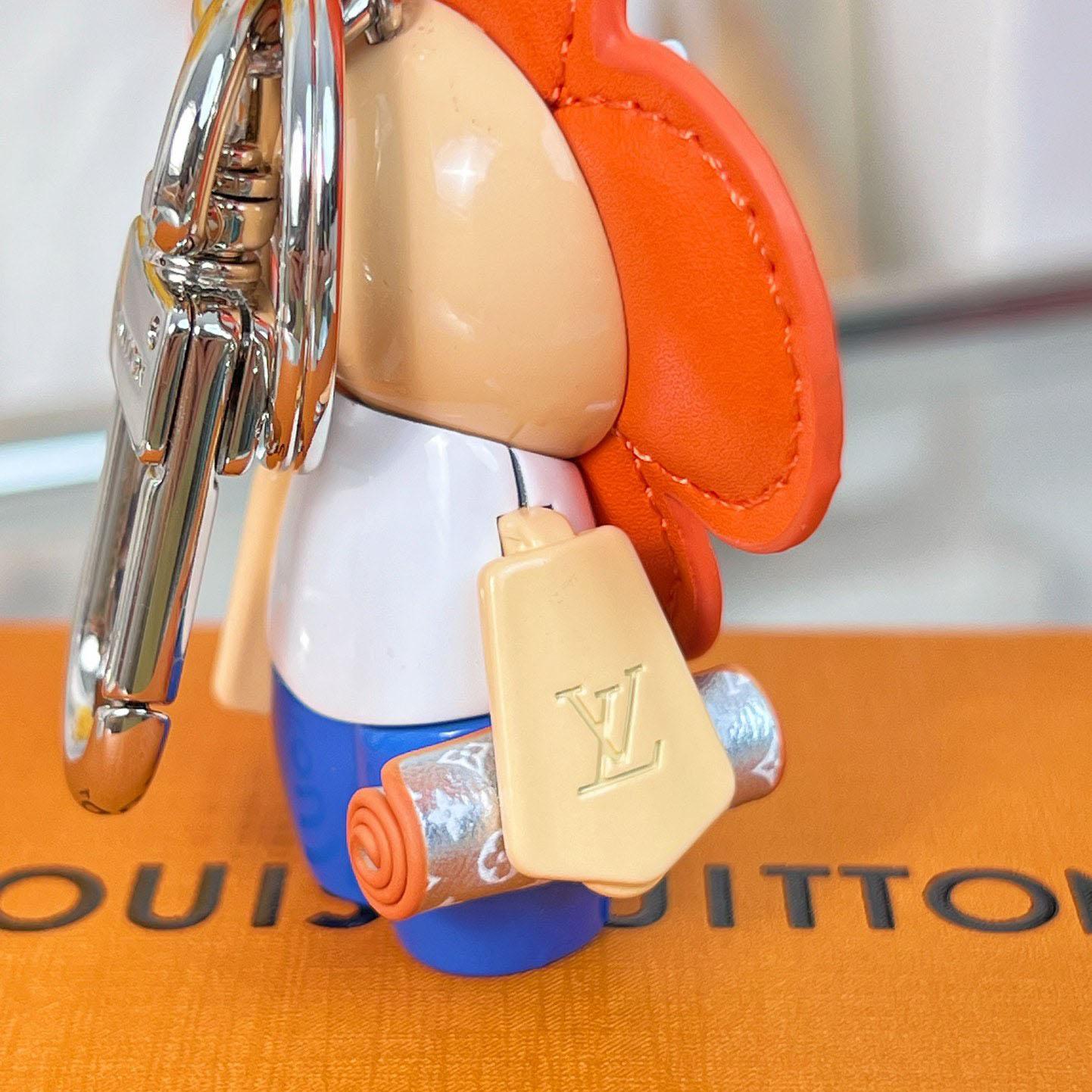 Louis Vuitton Vivienne Gym Bag Charm  M01198 - PerfectKickZ