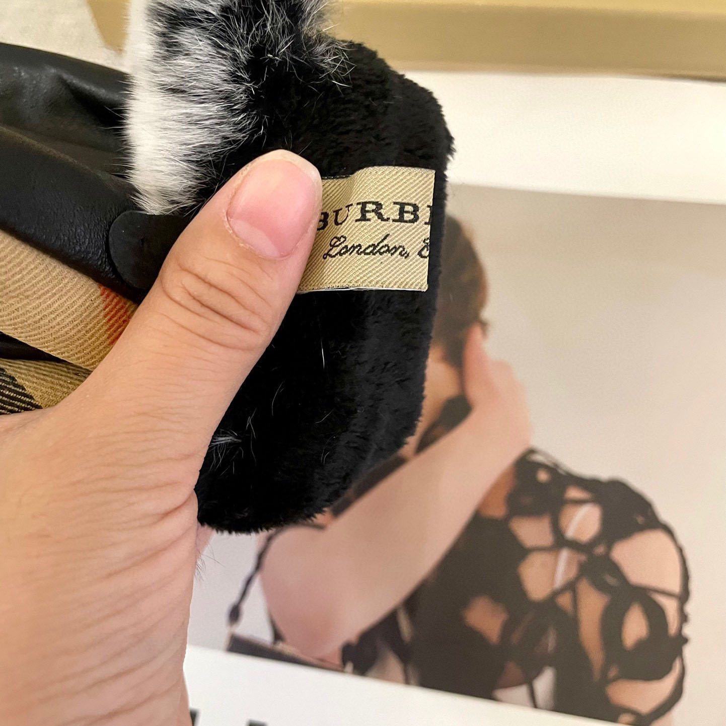Burberry Gloves  - PerfectKickZ