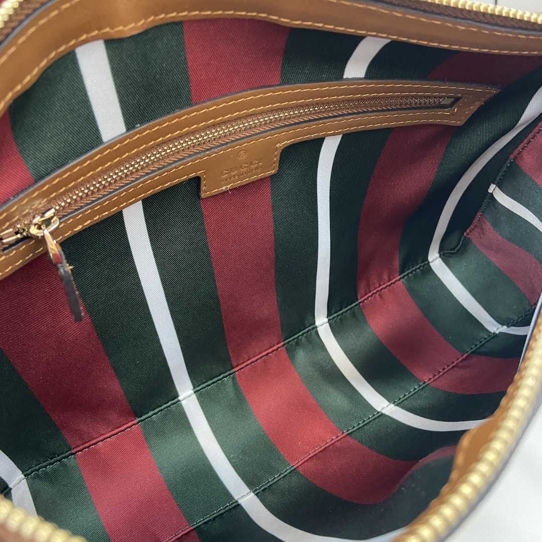 Gucci GG Emblem Medium Shoulder Bag - PerfectKickZ
