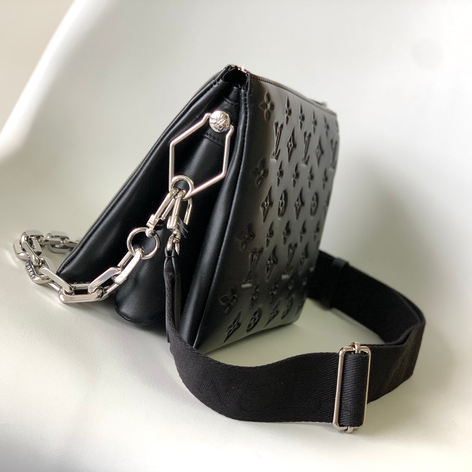 Louis Vuitton Coussin Black Lamb (26 x 20 x 12cm)    M57790  - PerfectKickZ