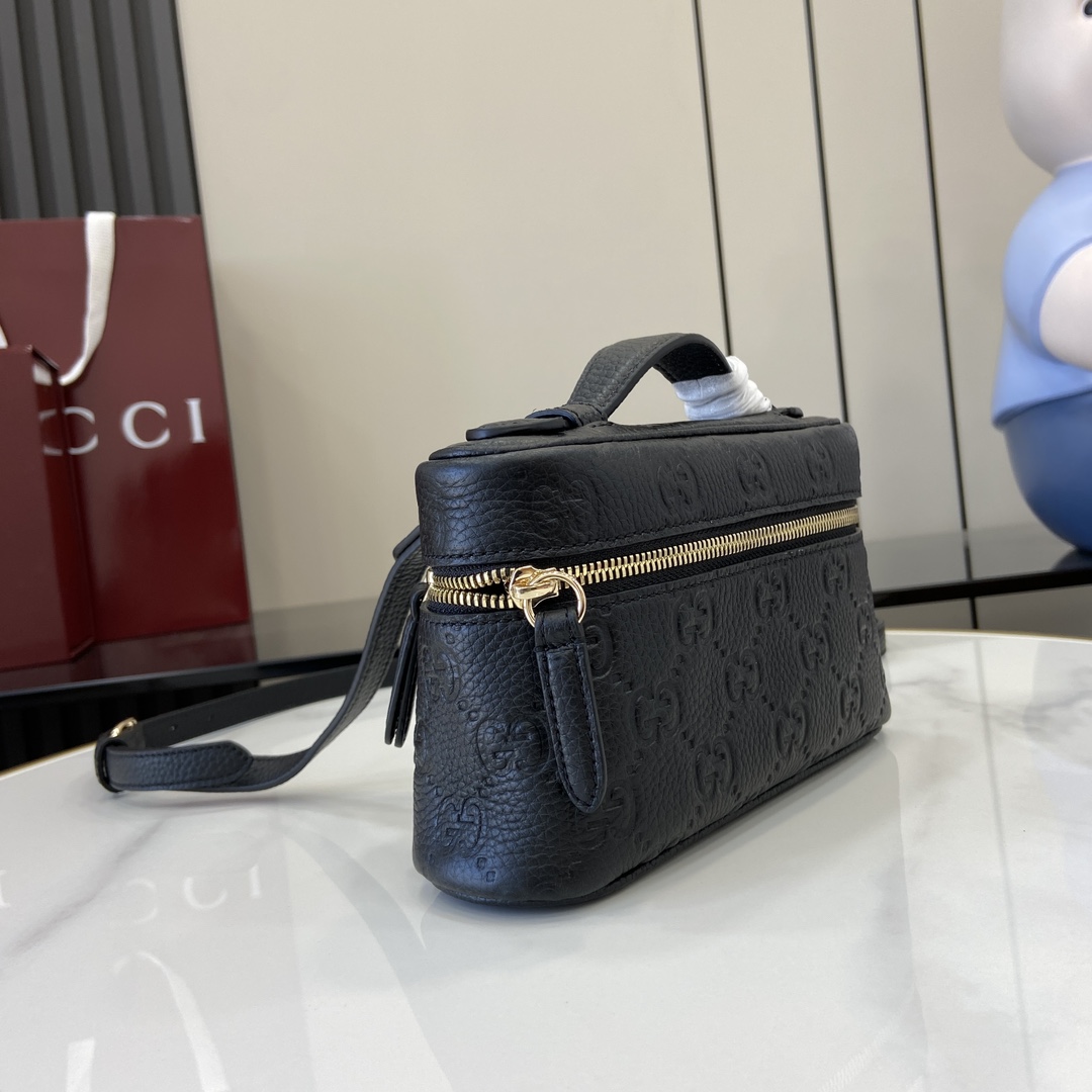 Gucci GG Emblem Super Mini Bag - PerfectKickZ