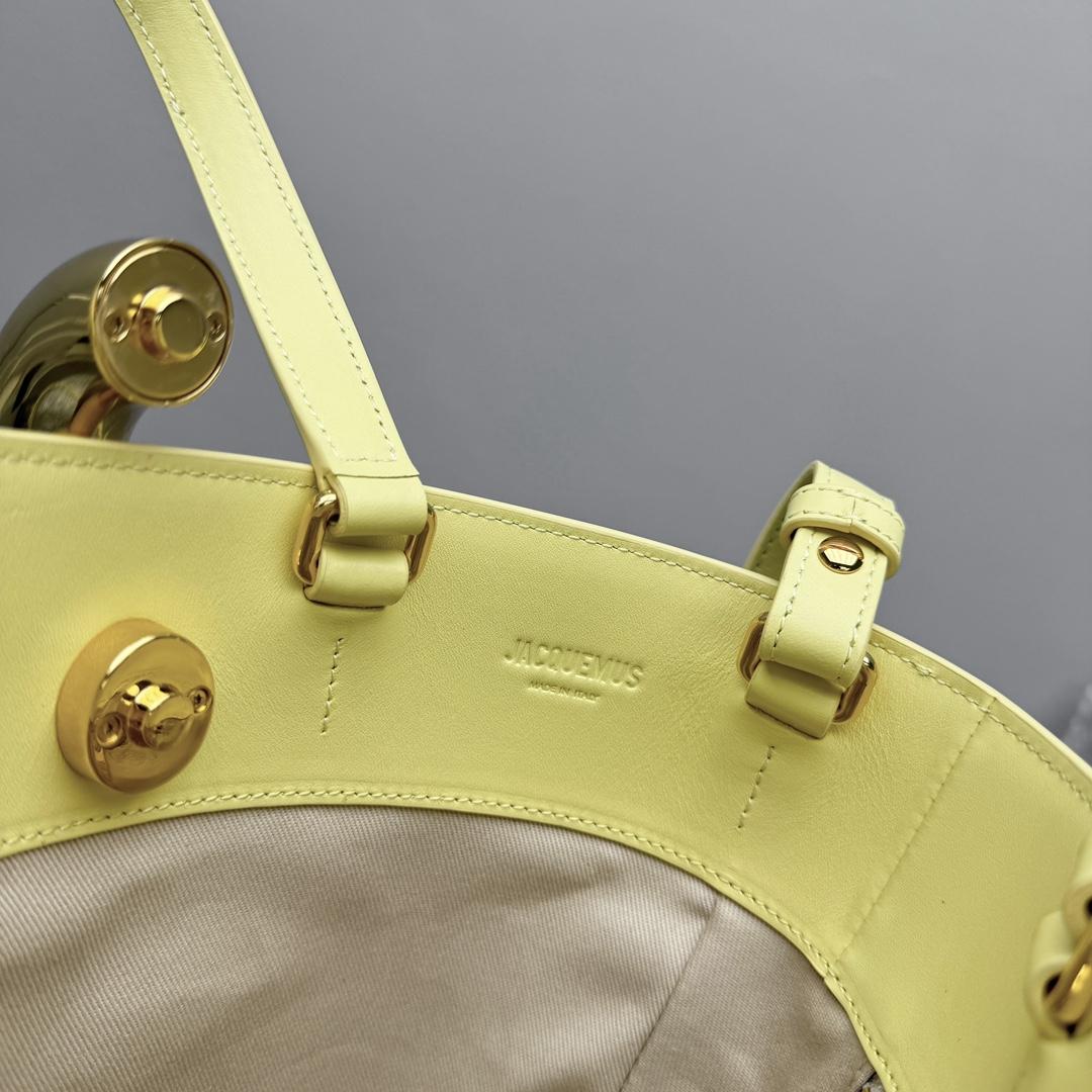 Jacquemus Le Petit Bambola Bag （10x10x20cm） - PerfectKickZ