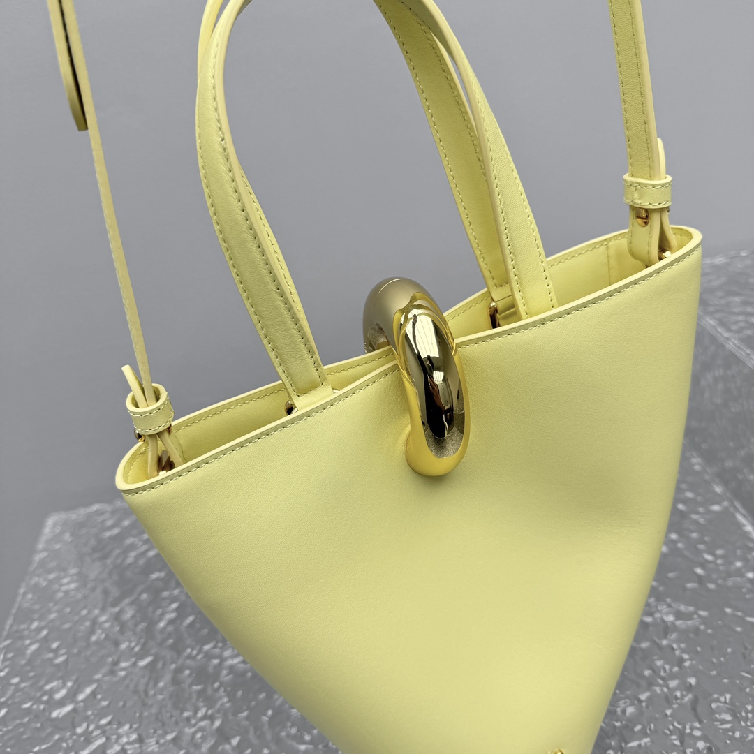 Jacquemus Le Petit Bambola Bag （10x10x20cm） - PerfectKickZ