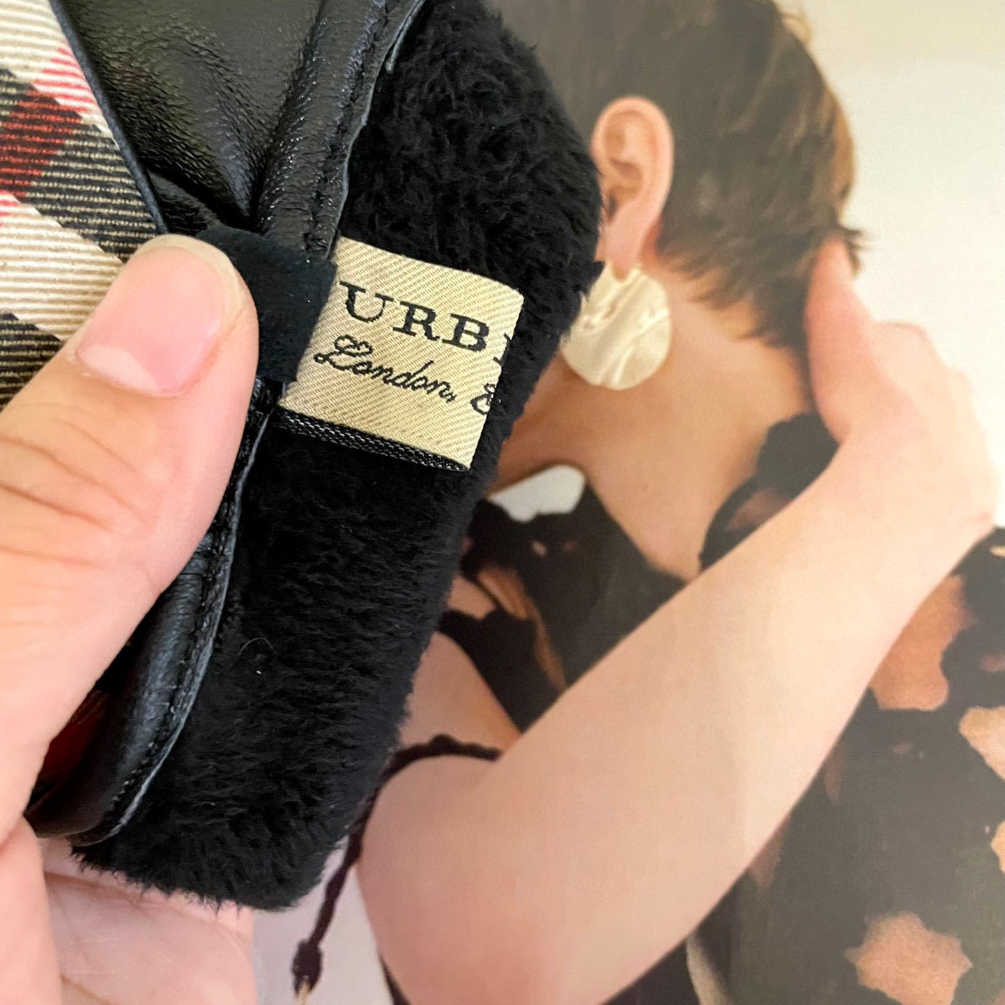 Burberry Gloves  - PerfectKickZ