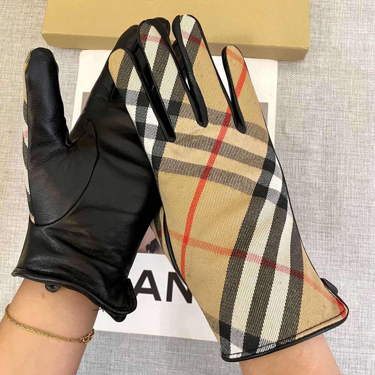 Burberry Gloves  - PerfectKickZ