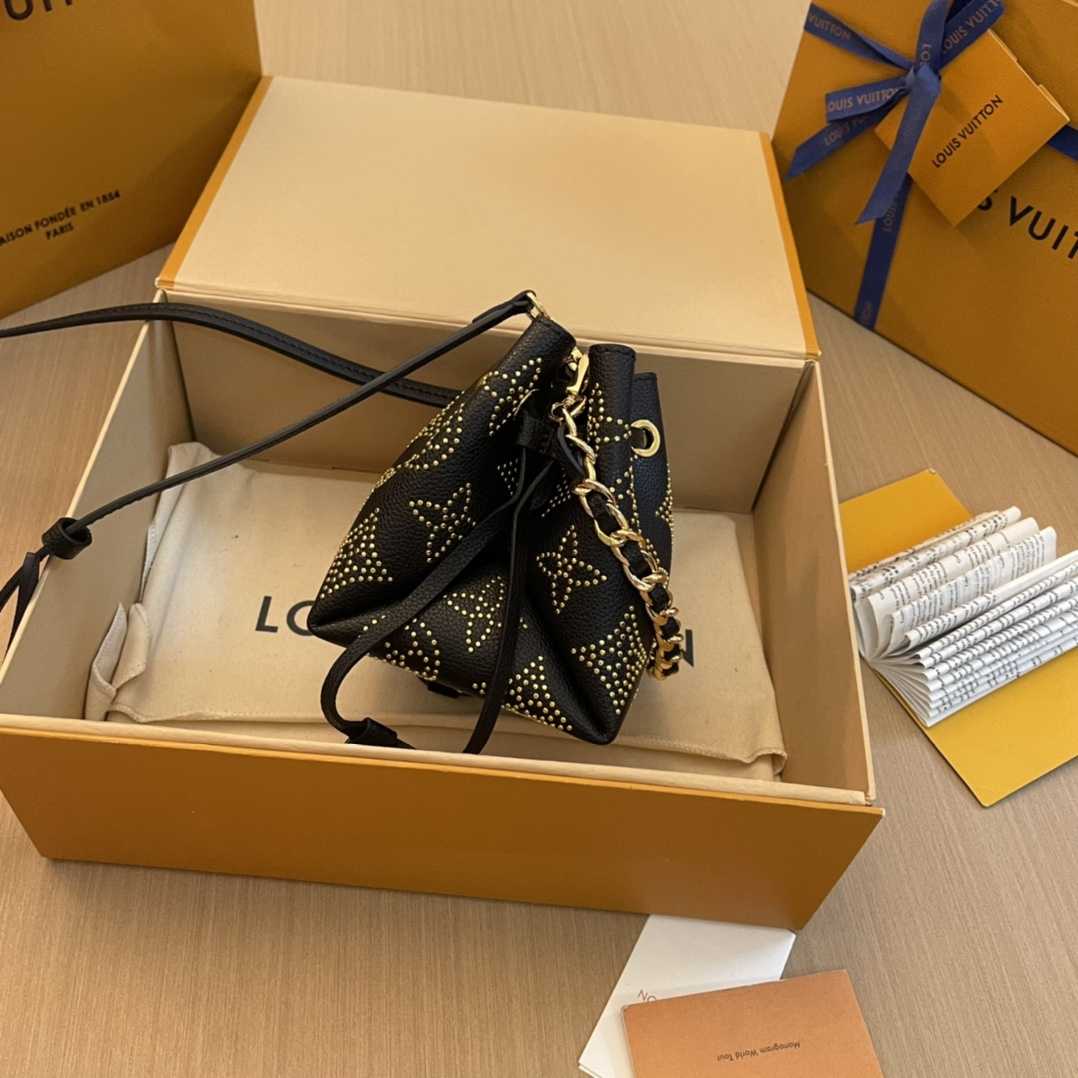 Louis Vuitton Pico Bella   M82744 - PerfectKickZ