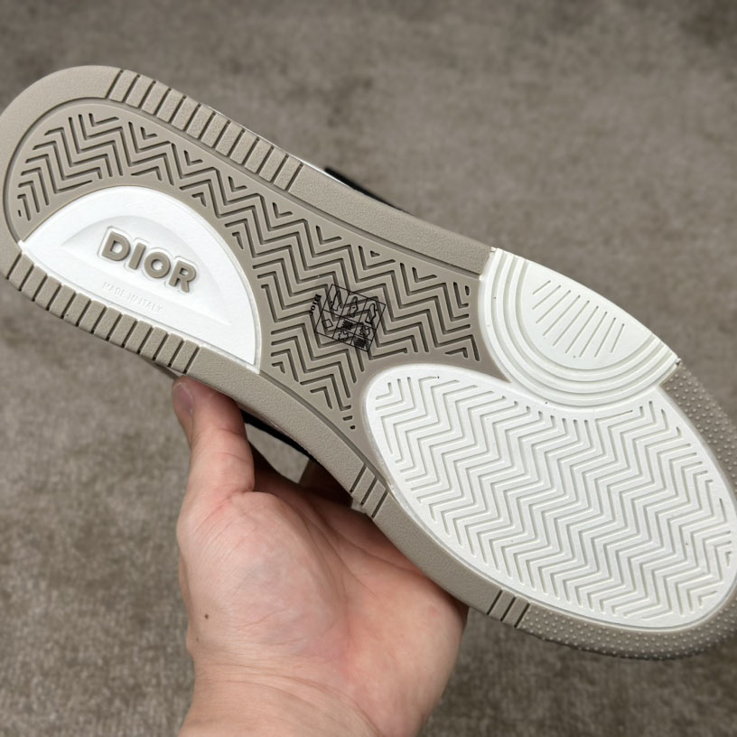 Dior B57 Low-Top Sneaker - PerfectKickZ