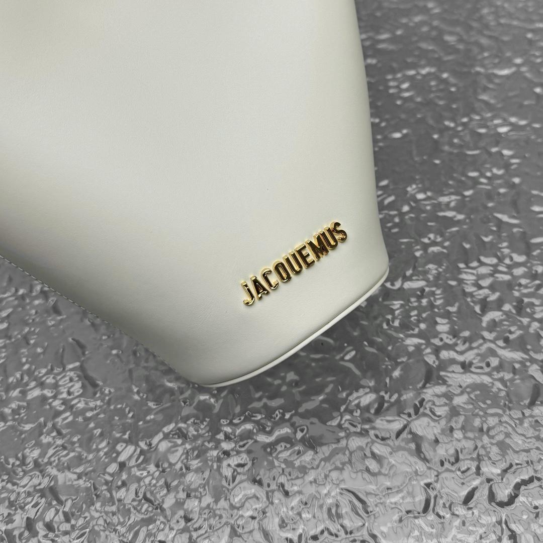 Jacquemus Le Petit Bambola Bag （10x10x20cm） - PerfectKickZ