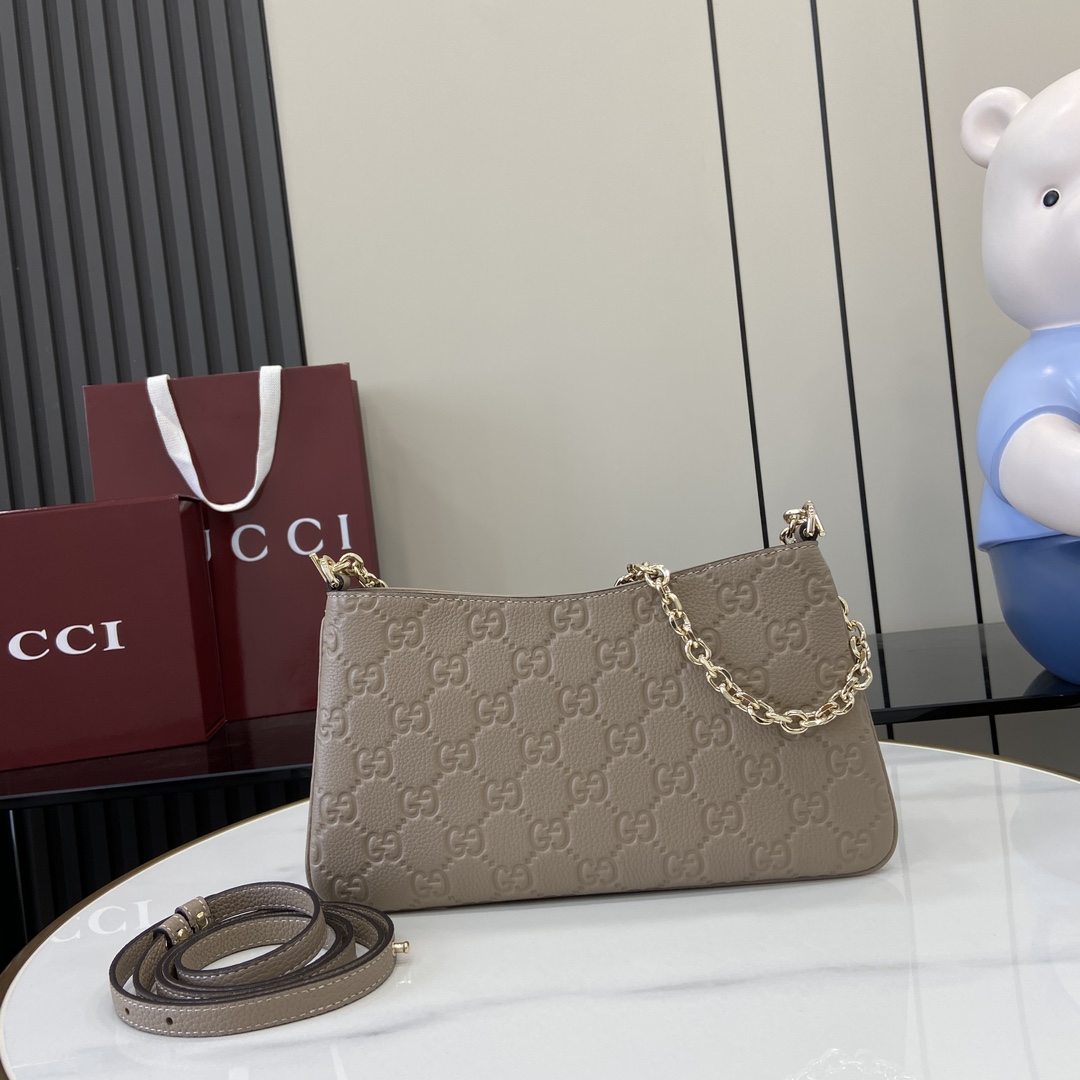 Gucci GG Emblem Medium Shoulder Bag - PerfectKickZ