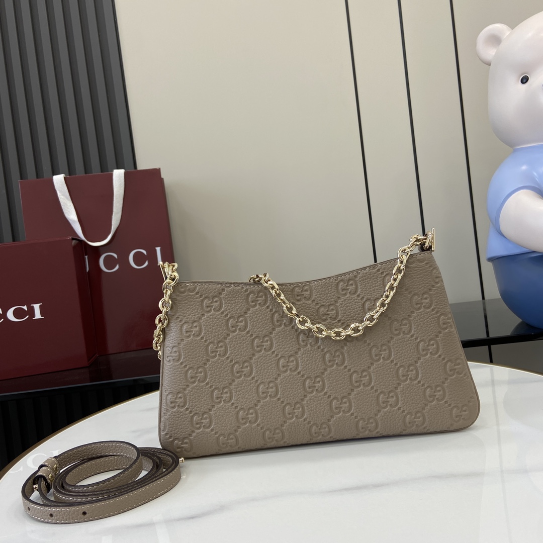 Gucci GG Emblem Medium Shoulder Bag - PerfectKickZ