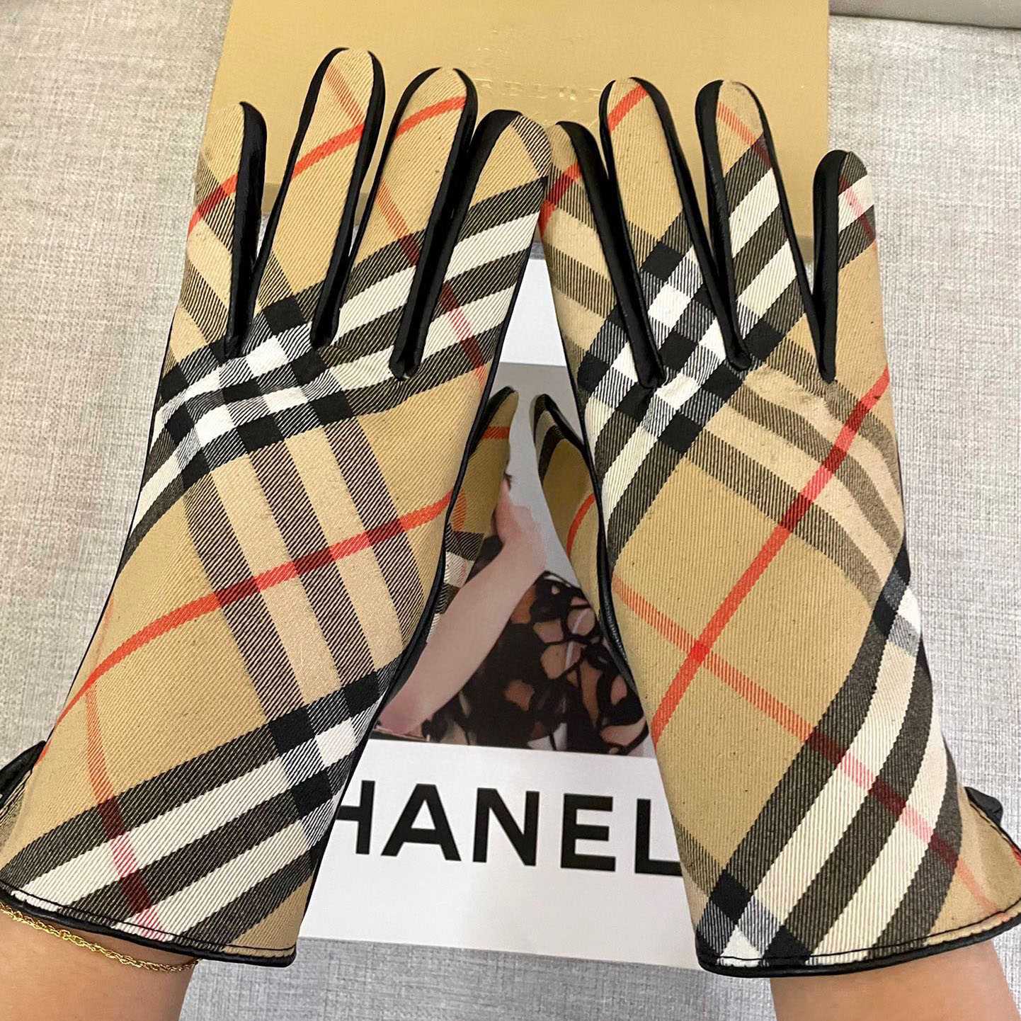 Burberry Gloves  - PerfectKickZ