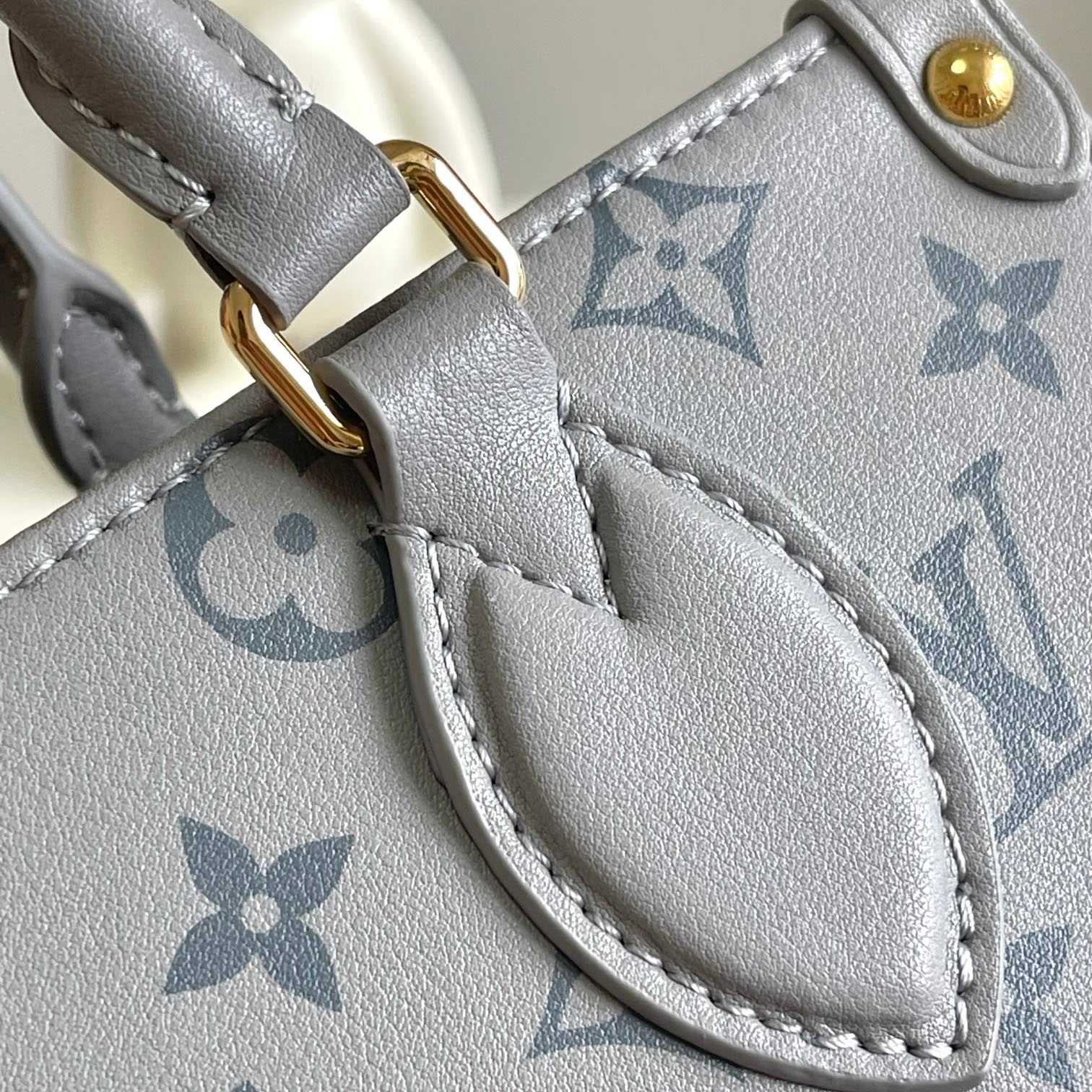 Louis Vuitton OnTheGo PM  M12465 - PerfectKickZ