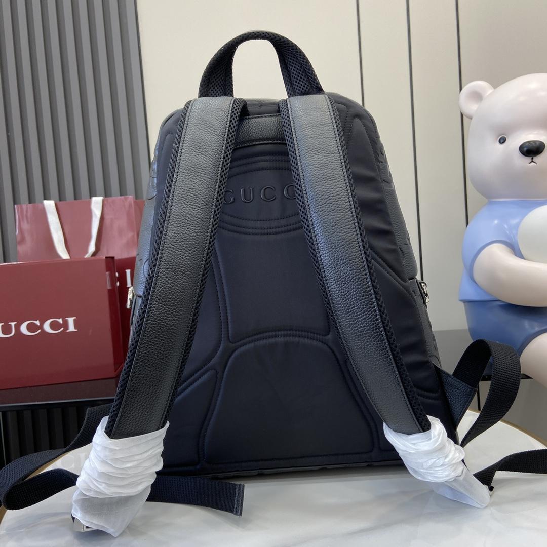Gucci Medium Jumbo GG Backpack - 
