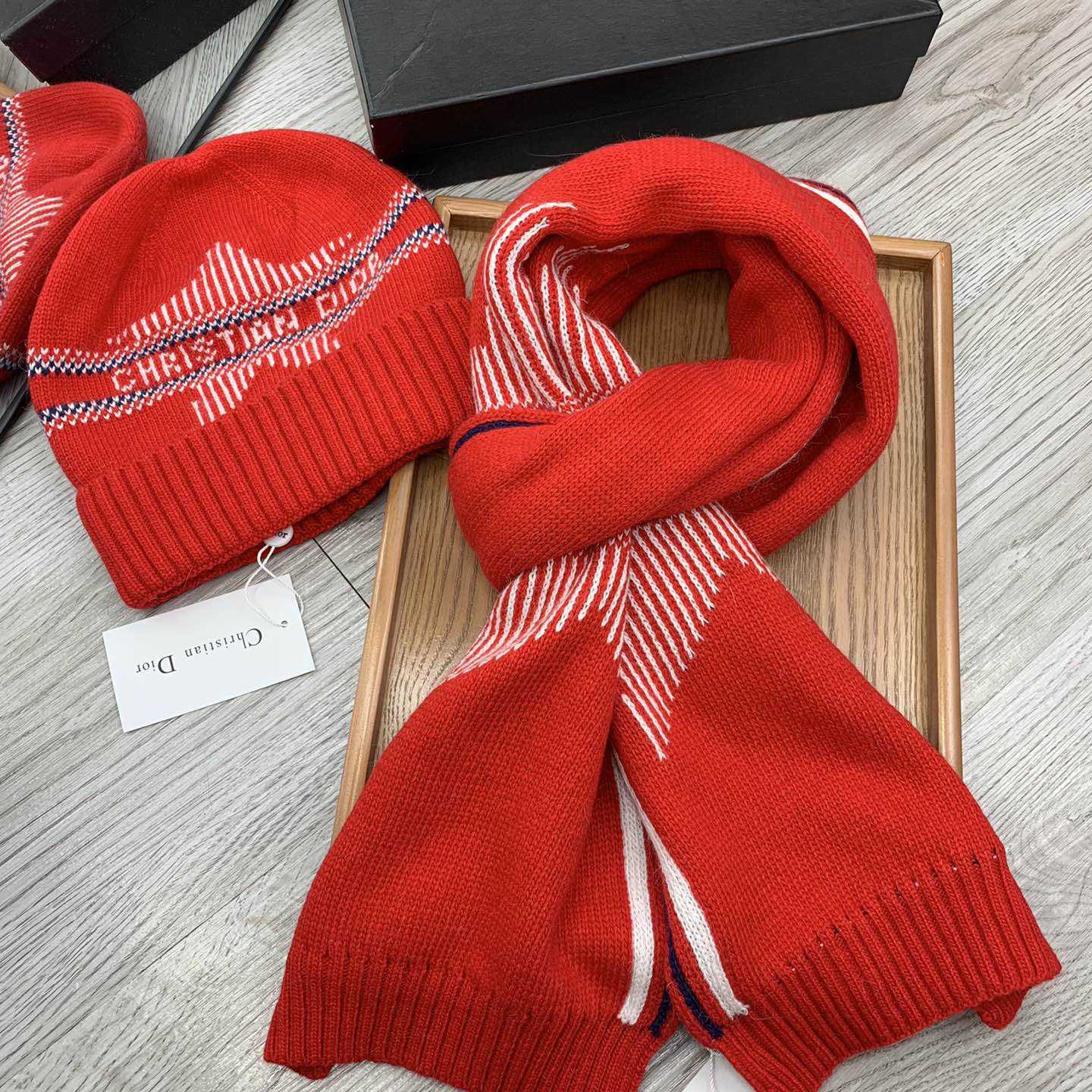 Dior Beanie And Scarf - PerfectKickZ