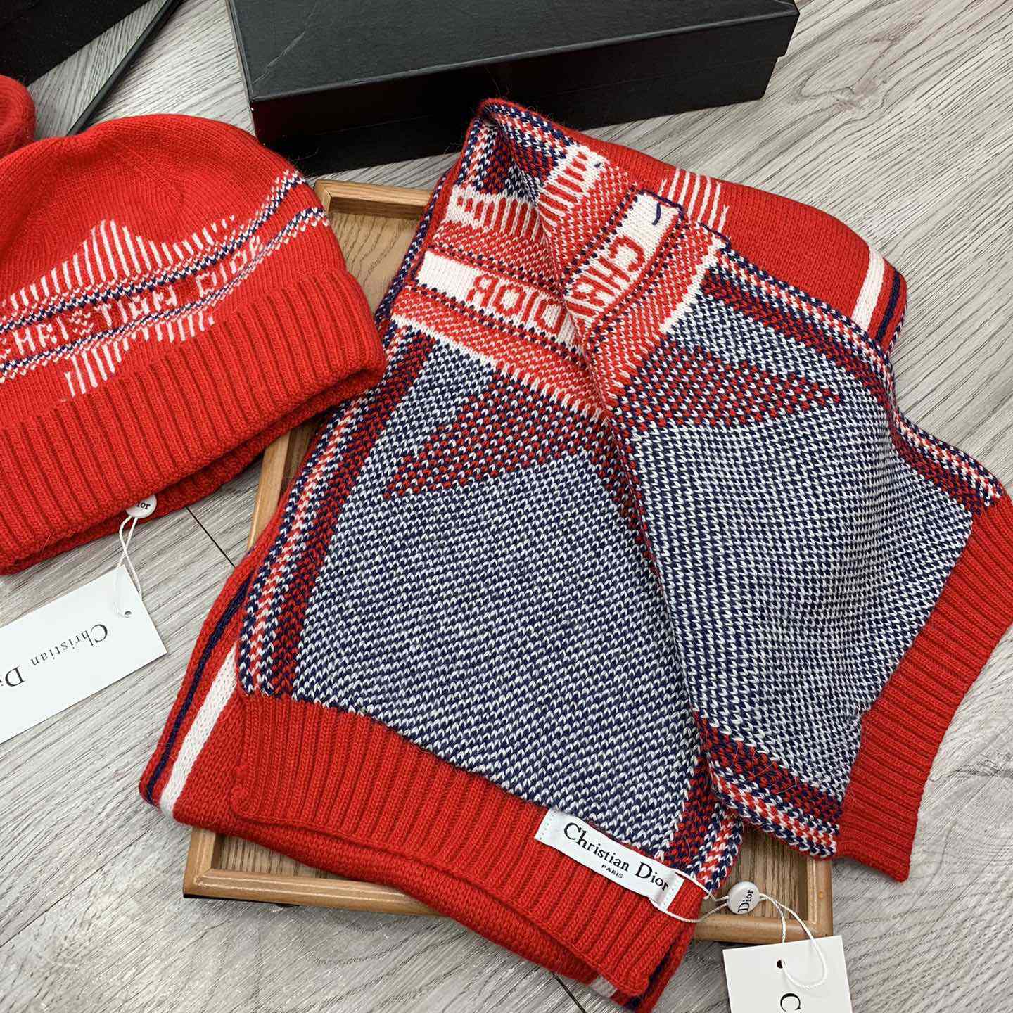 Dior Beanie And Scarf - PerfectKickZ