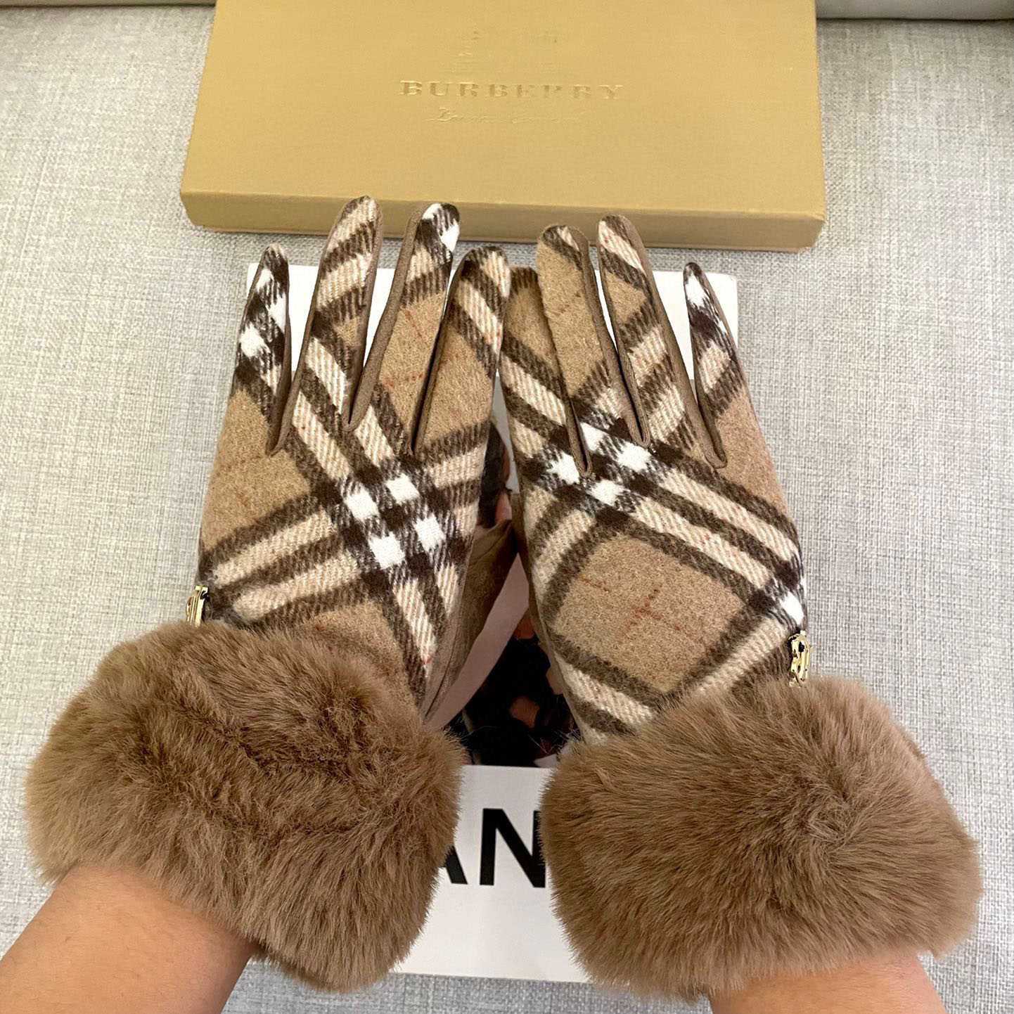 Burberry Gloves  - PerfectKickZ