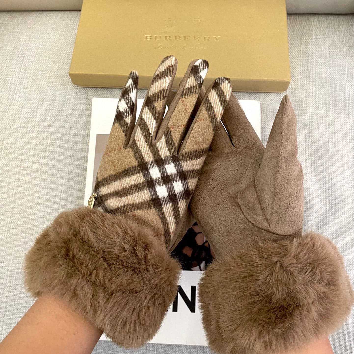 Burberry Gloves  - PerfectKickZ