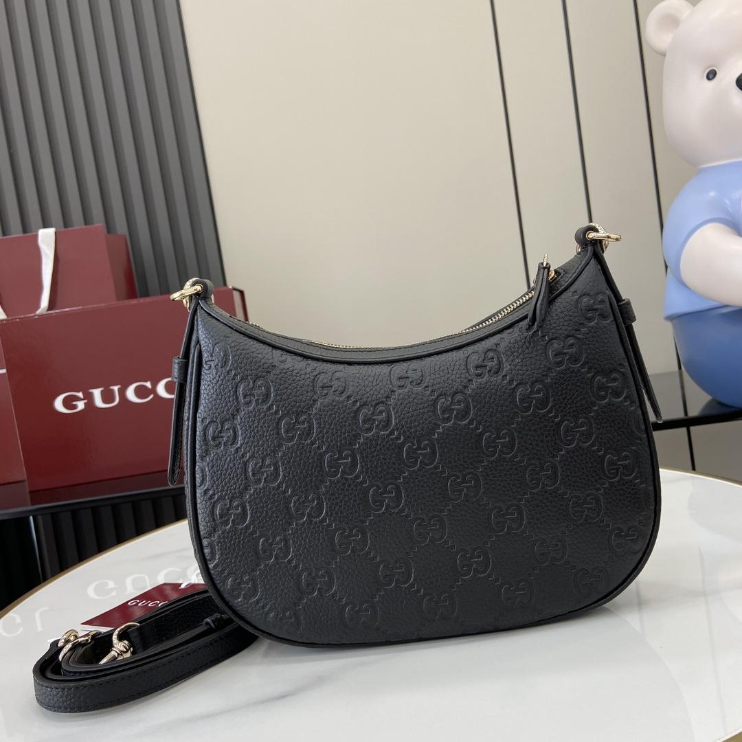 Gucci GG Emblem Small Shoulder Bag - PerfectKickZ