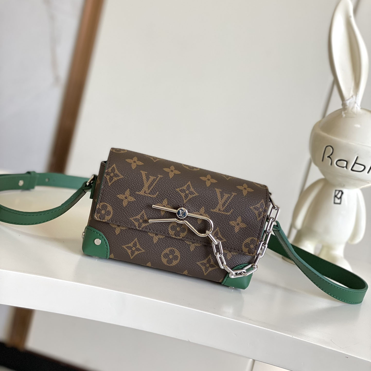 Louis Vuitton Steamer Wearable Wallet  M12808 - PerfectKickZ
