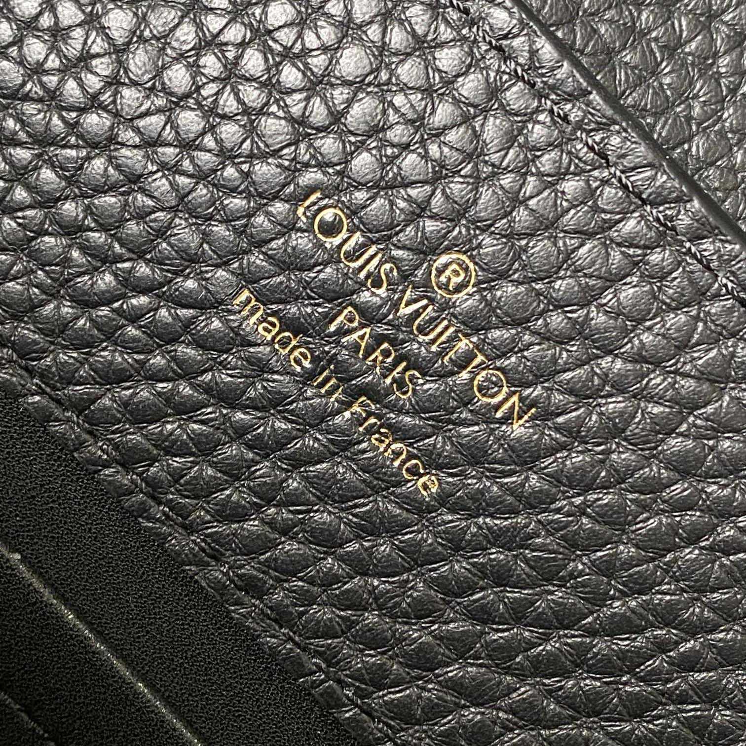 Louis Vuitton Capucines East-West MM  M23947 - PerfectKickZ