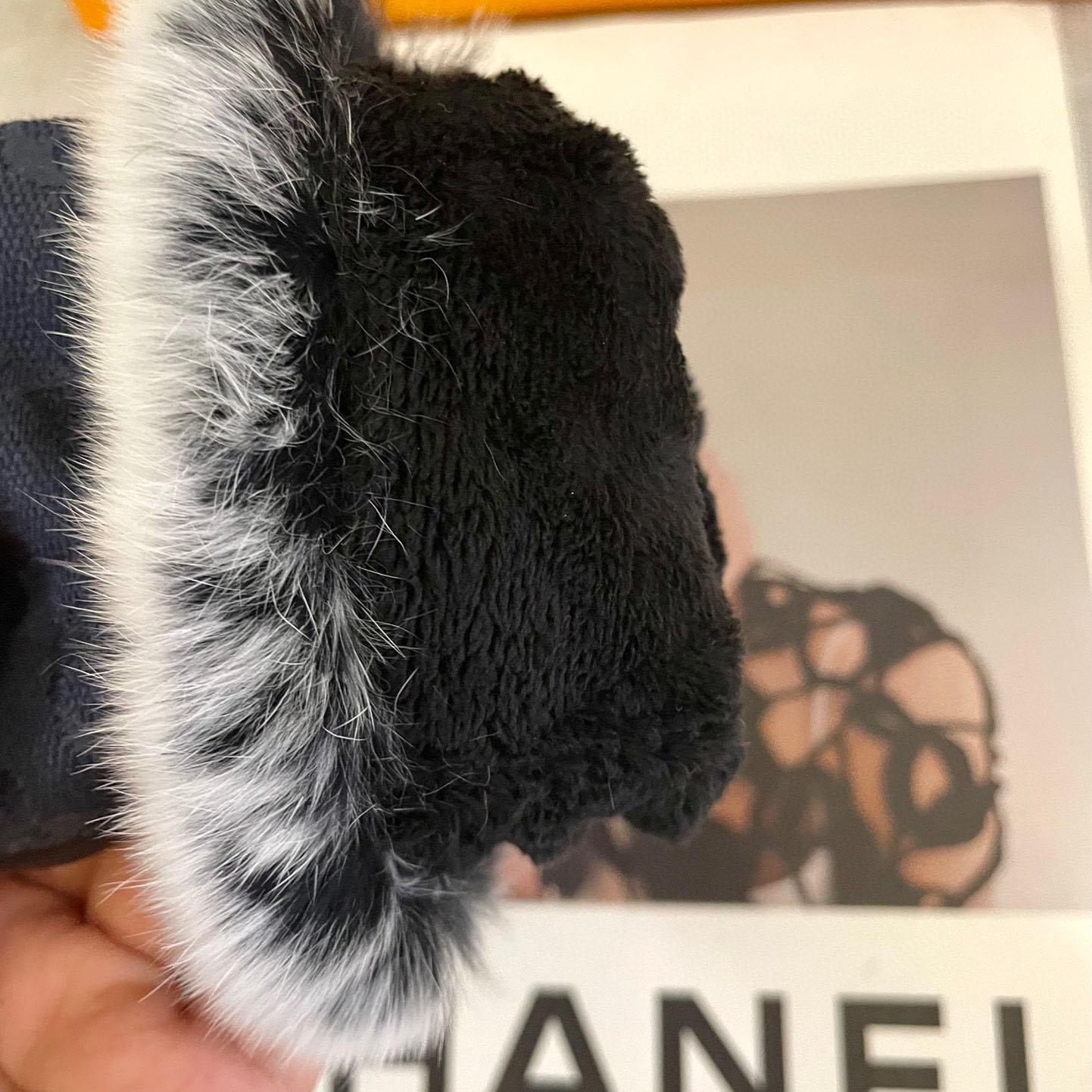 Louis Vuitton Gloves  - PerfectKickZ