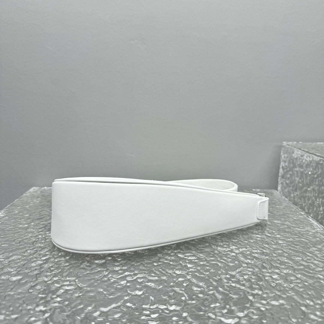 Jacquemus x Nike Le Sac Swoosh (30x 8.5cm) - PerfectKickZ