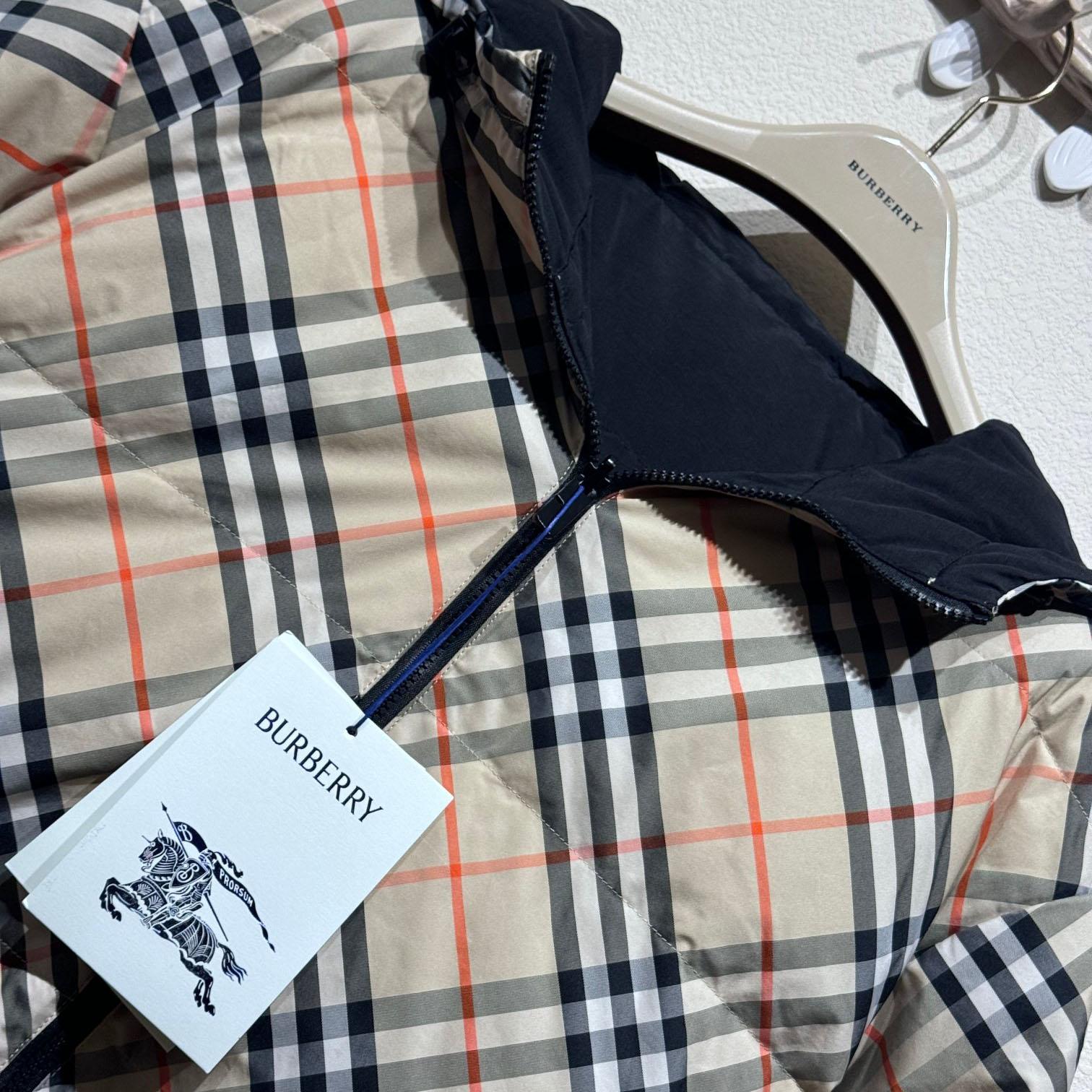 Burberry Reversible Check Puffer Jacket - 